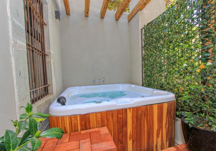 Master Suite with Terrace - Photo 8