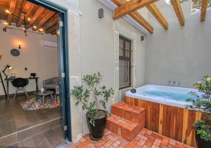 Master Suite with Terrace - Photo 6