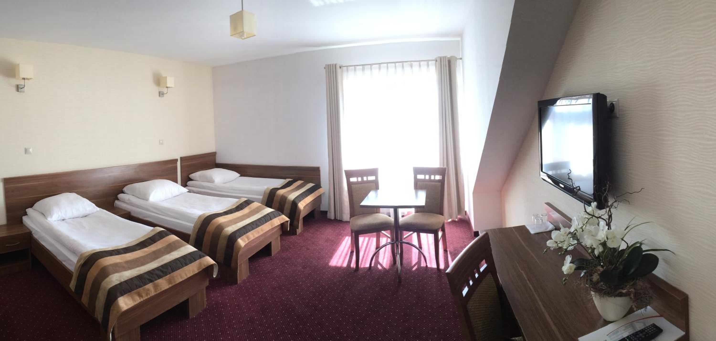 Triple Room - Photo 2