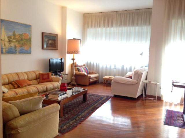 Two-Bedroom Apartment - Photo 21