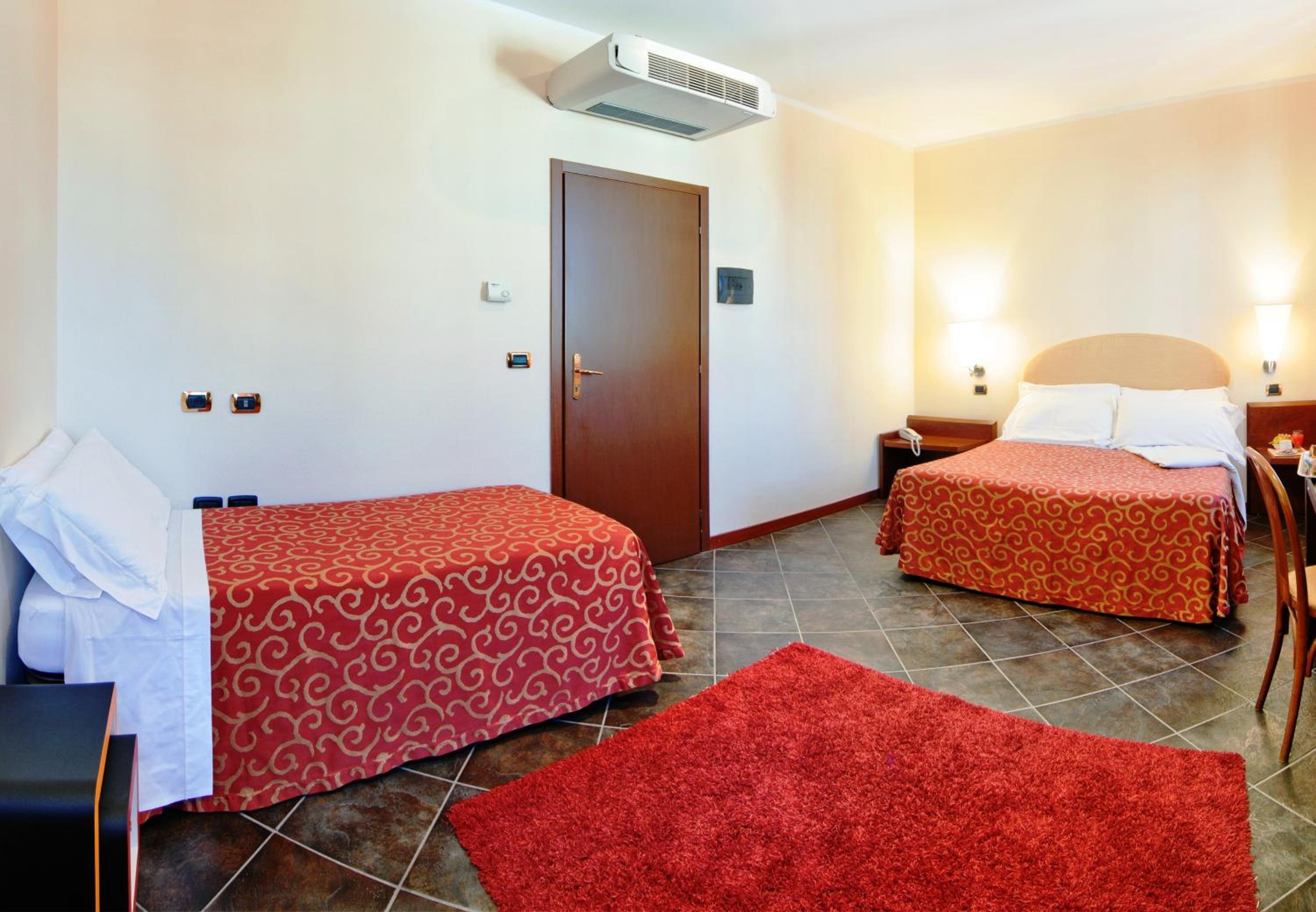 Triple Room photo 1