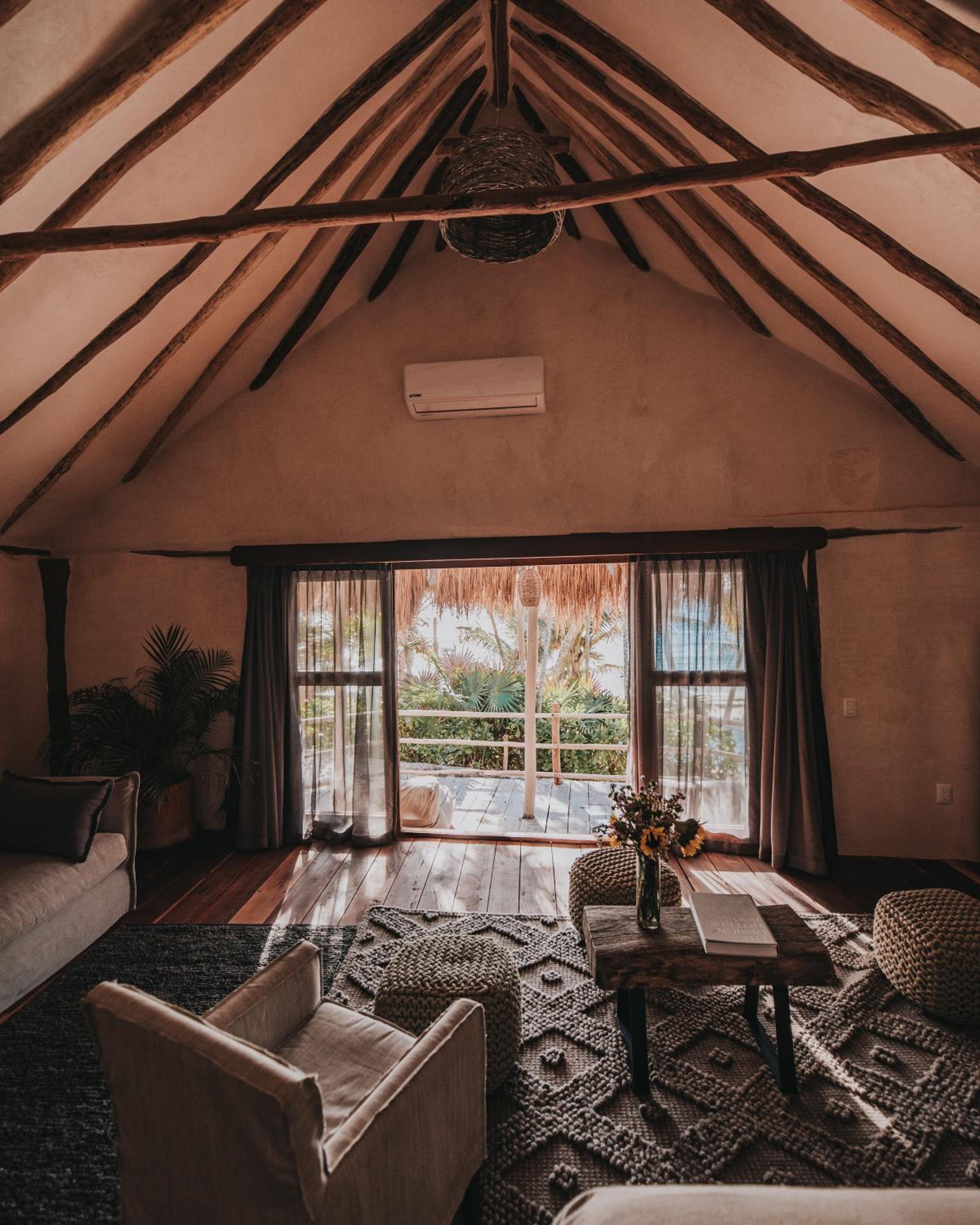 Double or Twin Room with View - Photo 1
