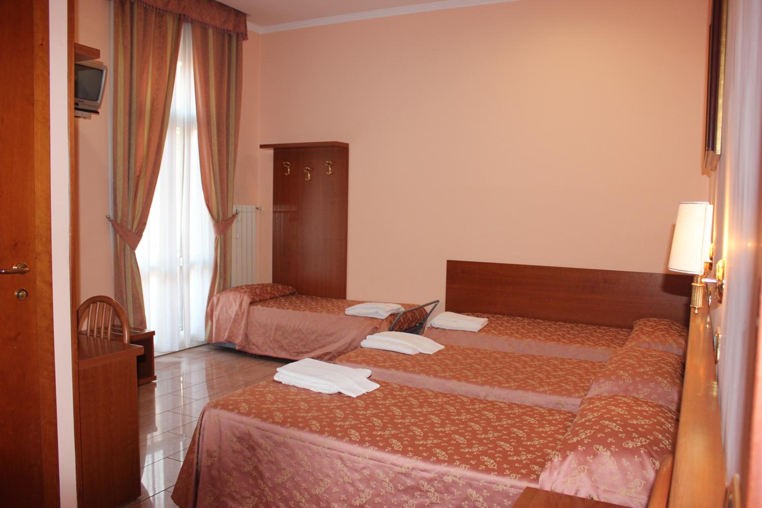 Quadruple Room photo 1
