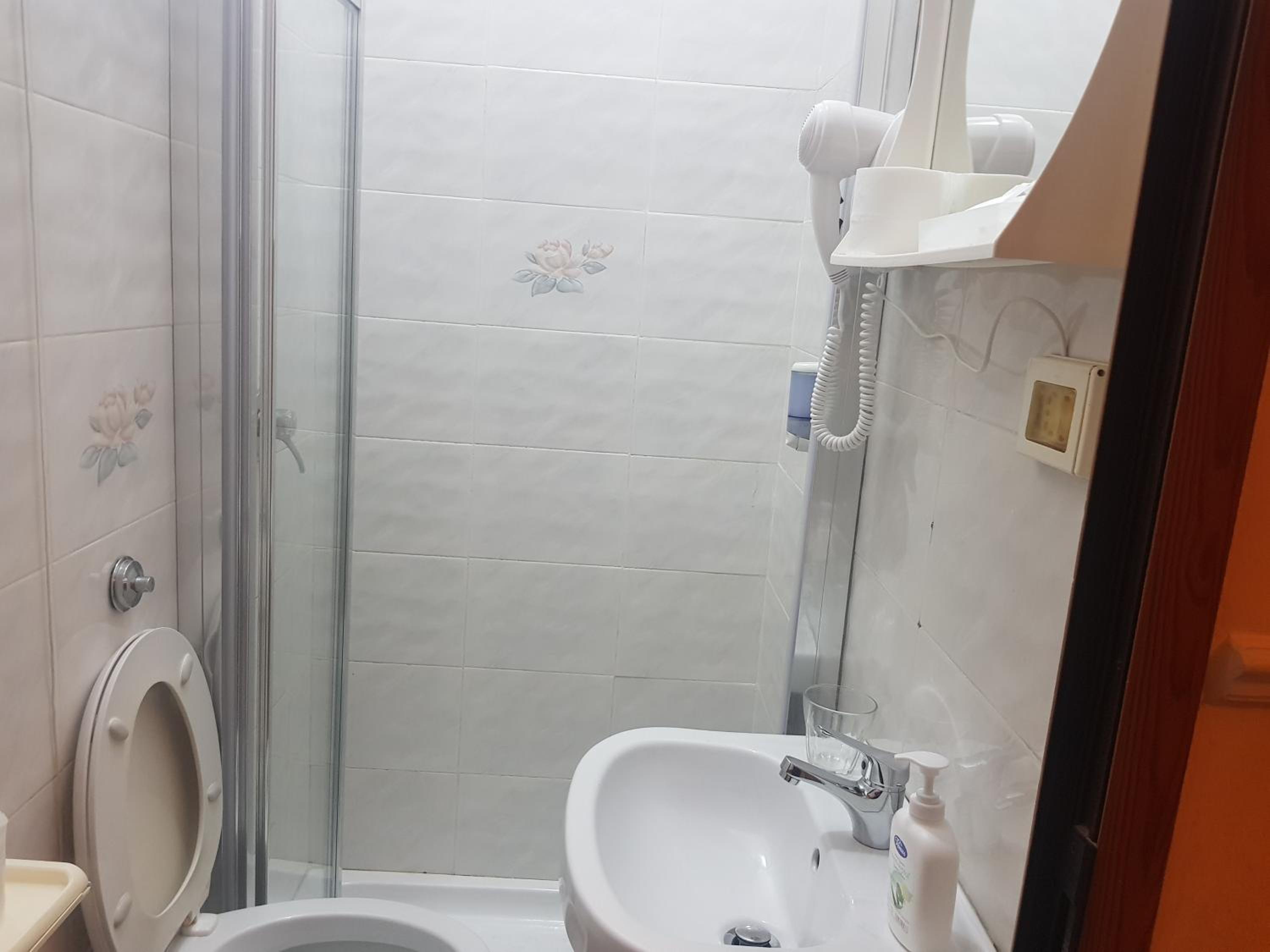 Single Room with French Bed photo 3