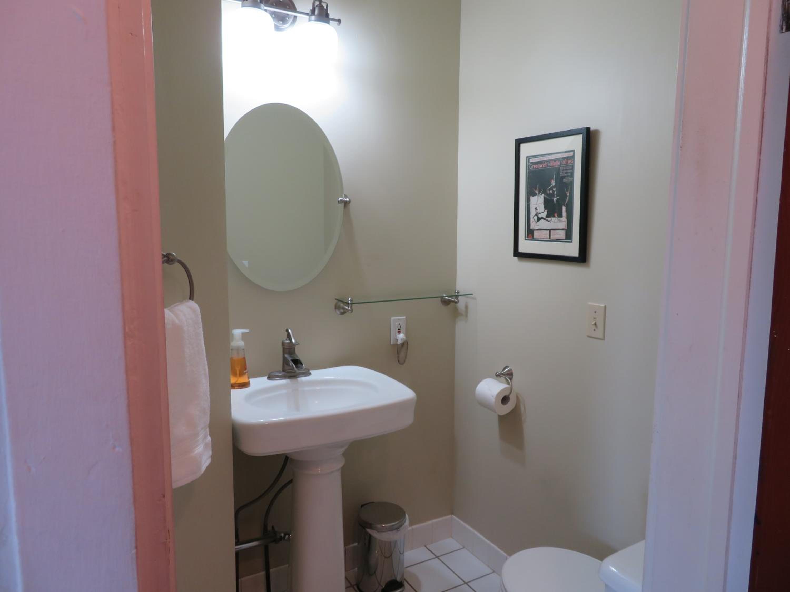 Three-Bedroom House photo 2