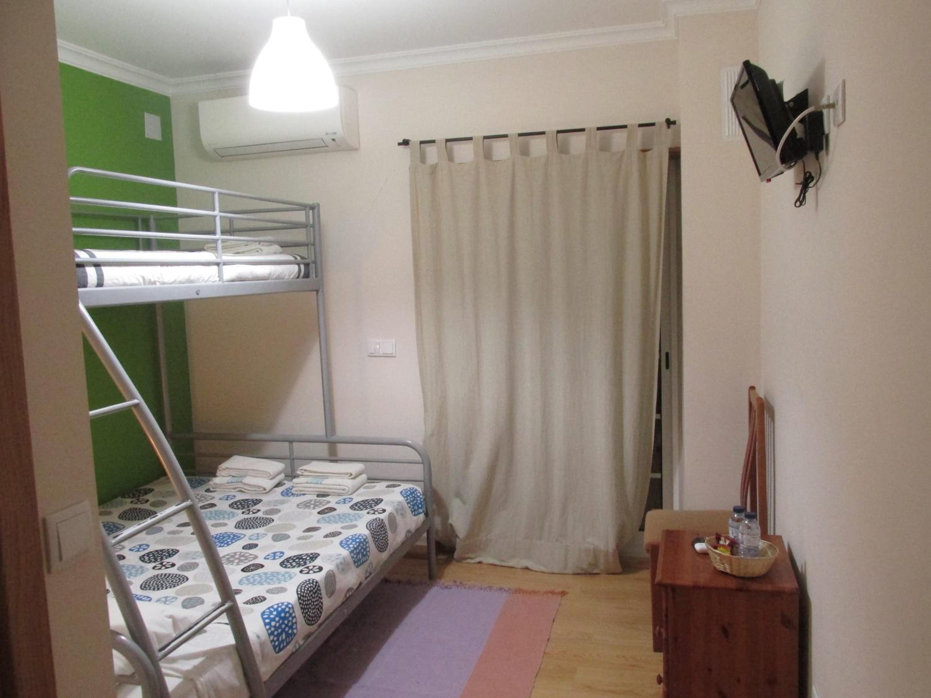 Double or Twin Room with Shared Bathroom photo 1
