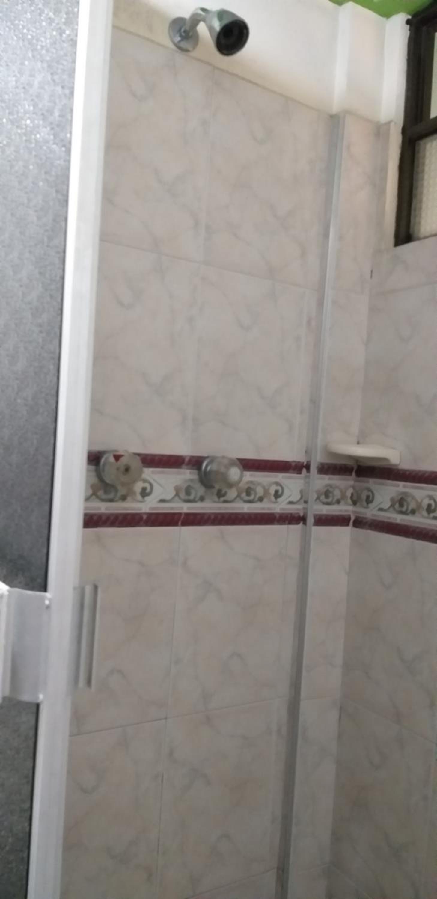 Twin Room with Private Bathroom photo 2