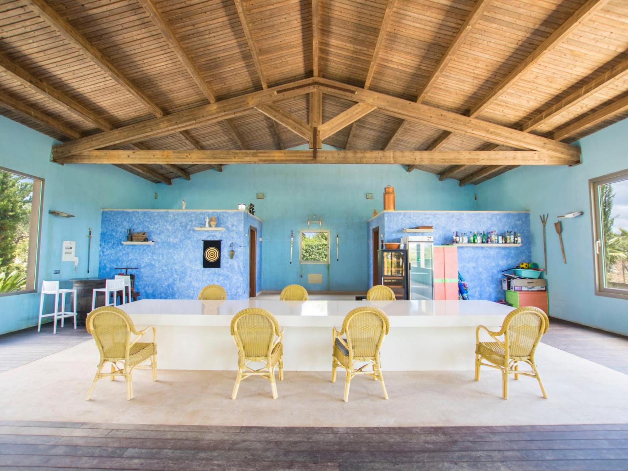 Villa photo 3