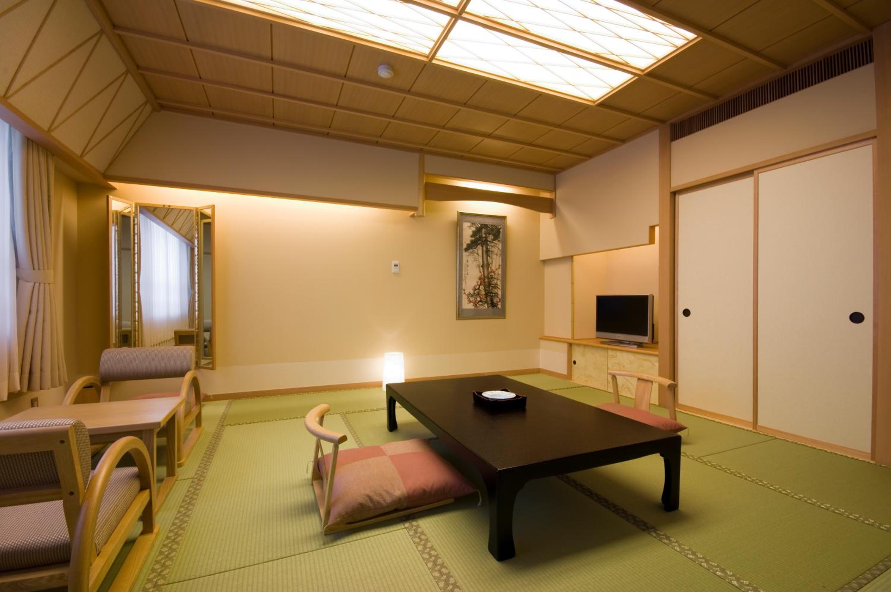 Japanese-Style Room with No View - Low Floor