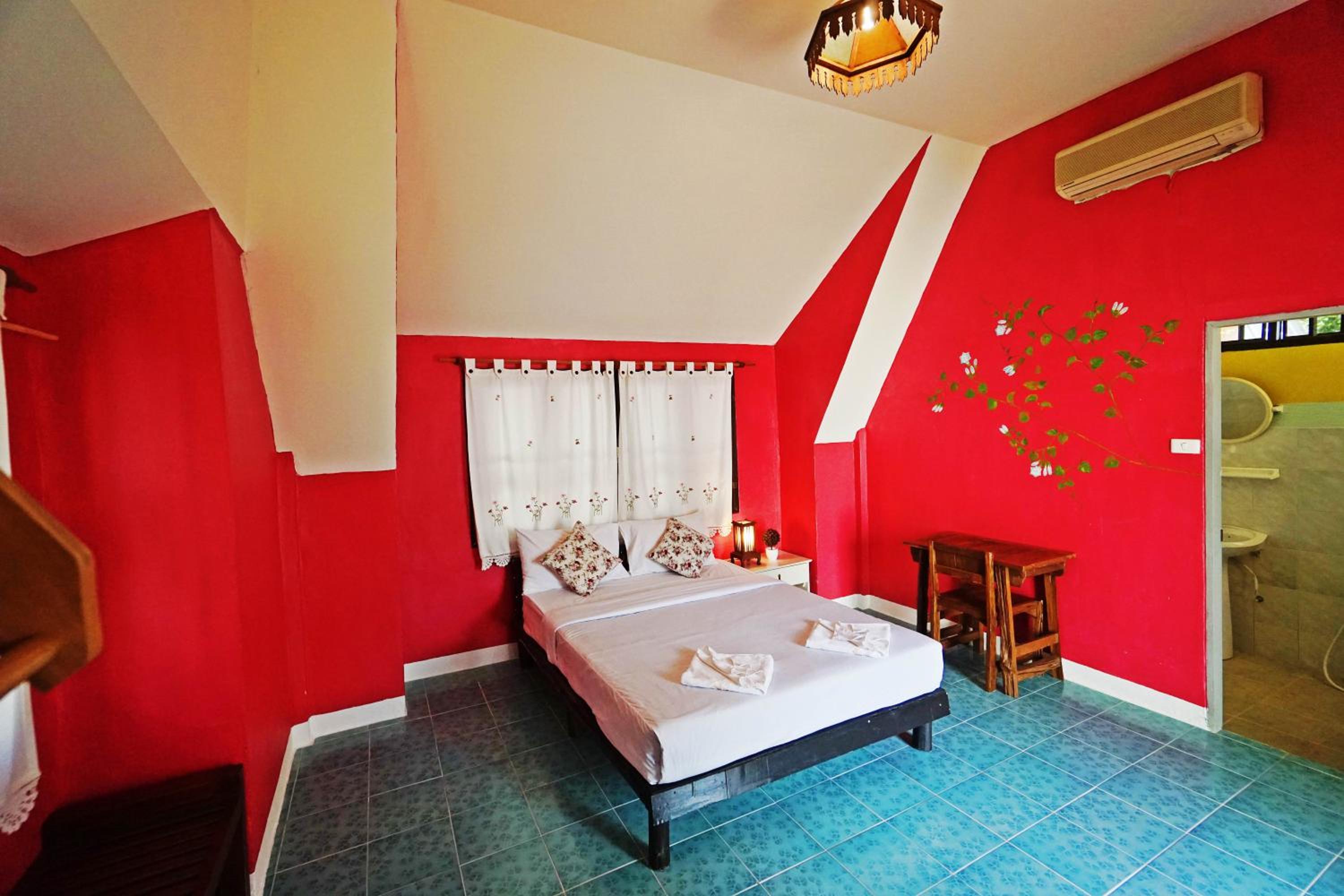 Swiss Cottage - Photo 10