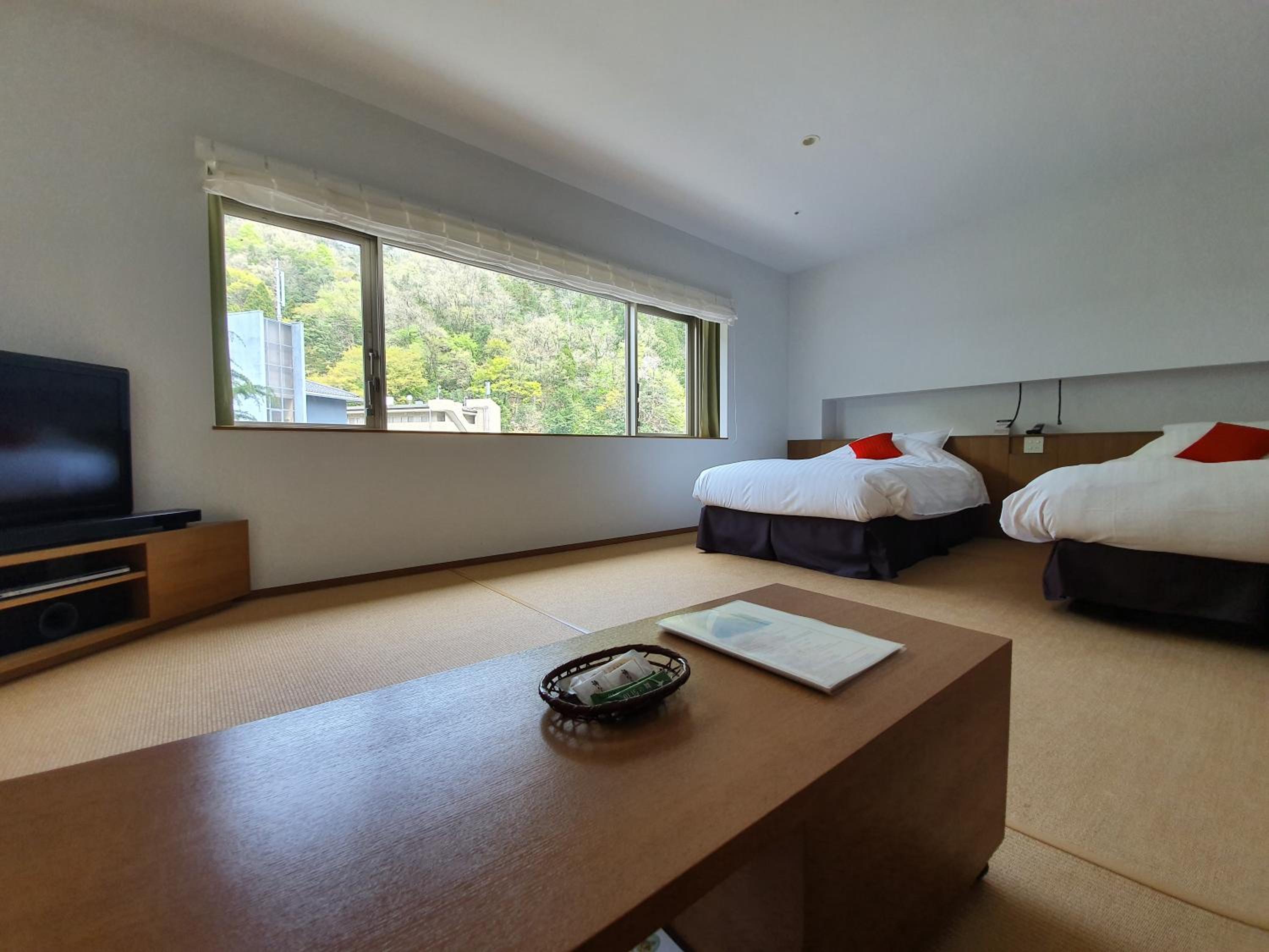 Comfort Twin Room - Non-Smoking