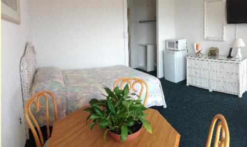 Suite - Upper Floor photo 3