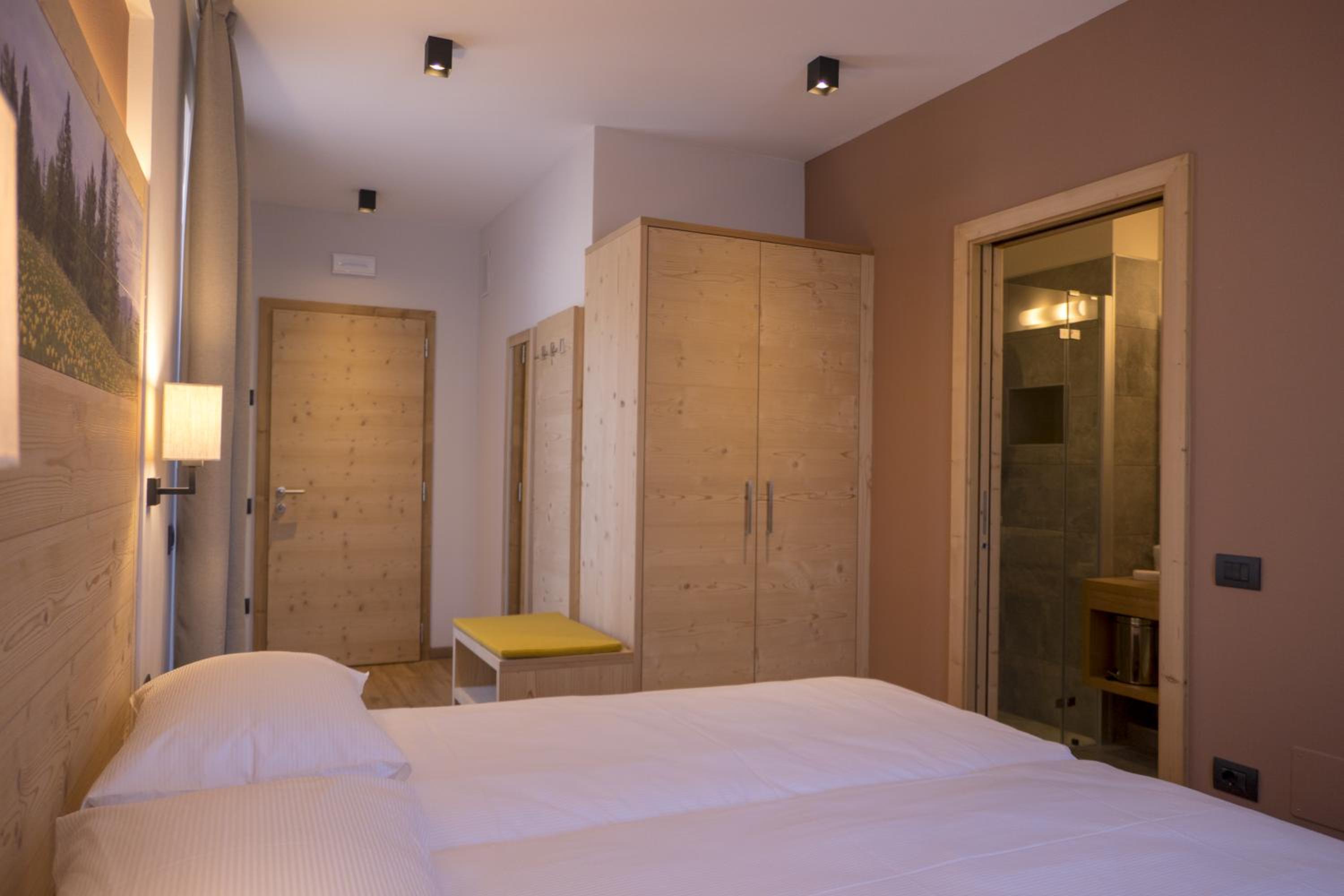 Standard Double Room - Photo 1