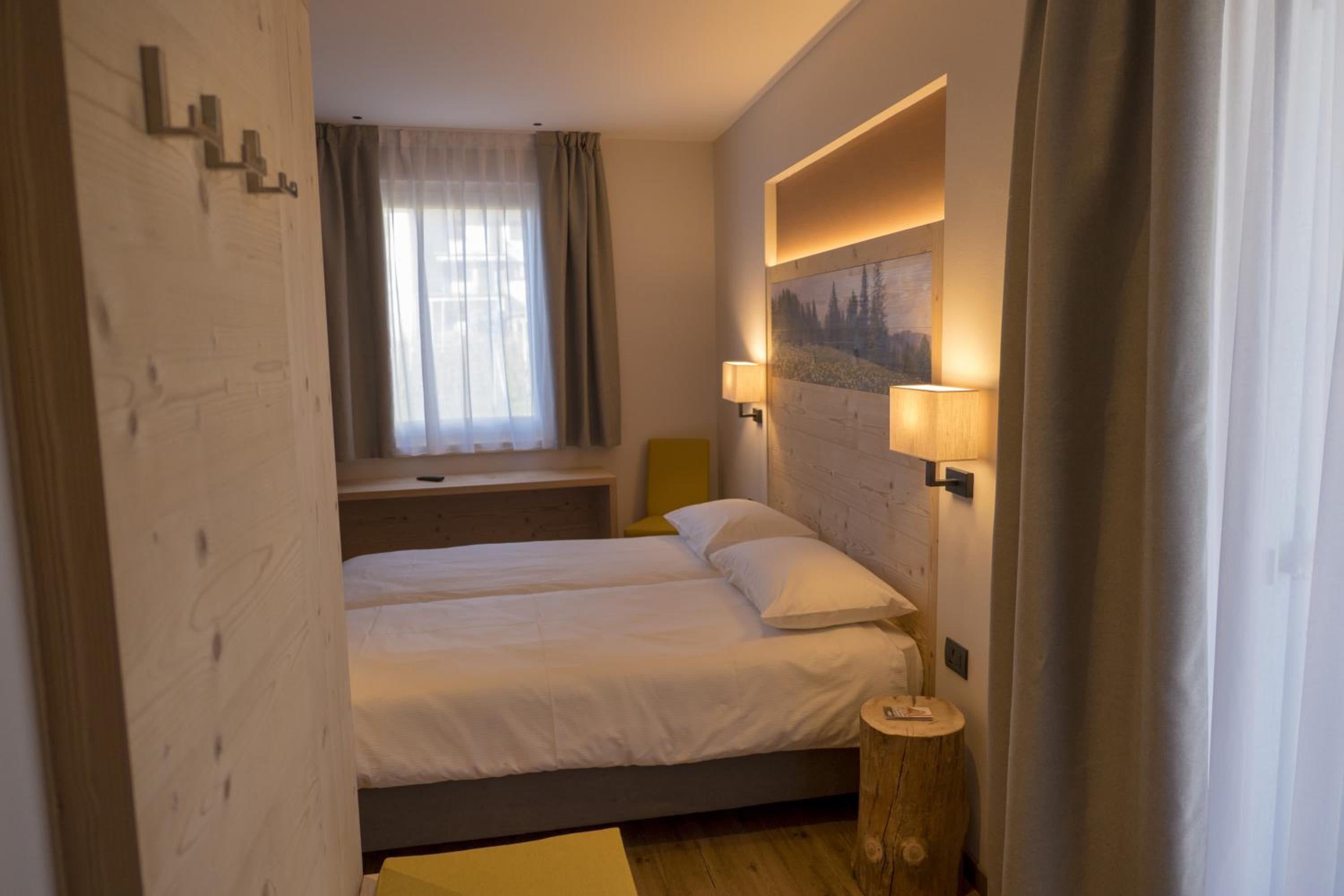 Standard Double Room - Photo 4