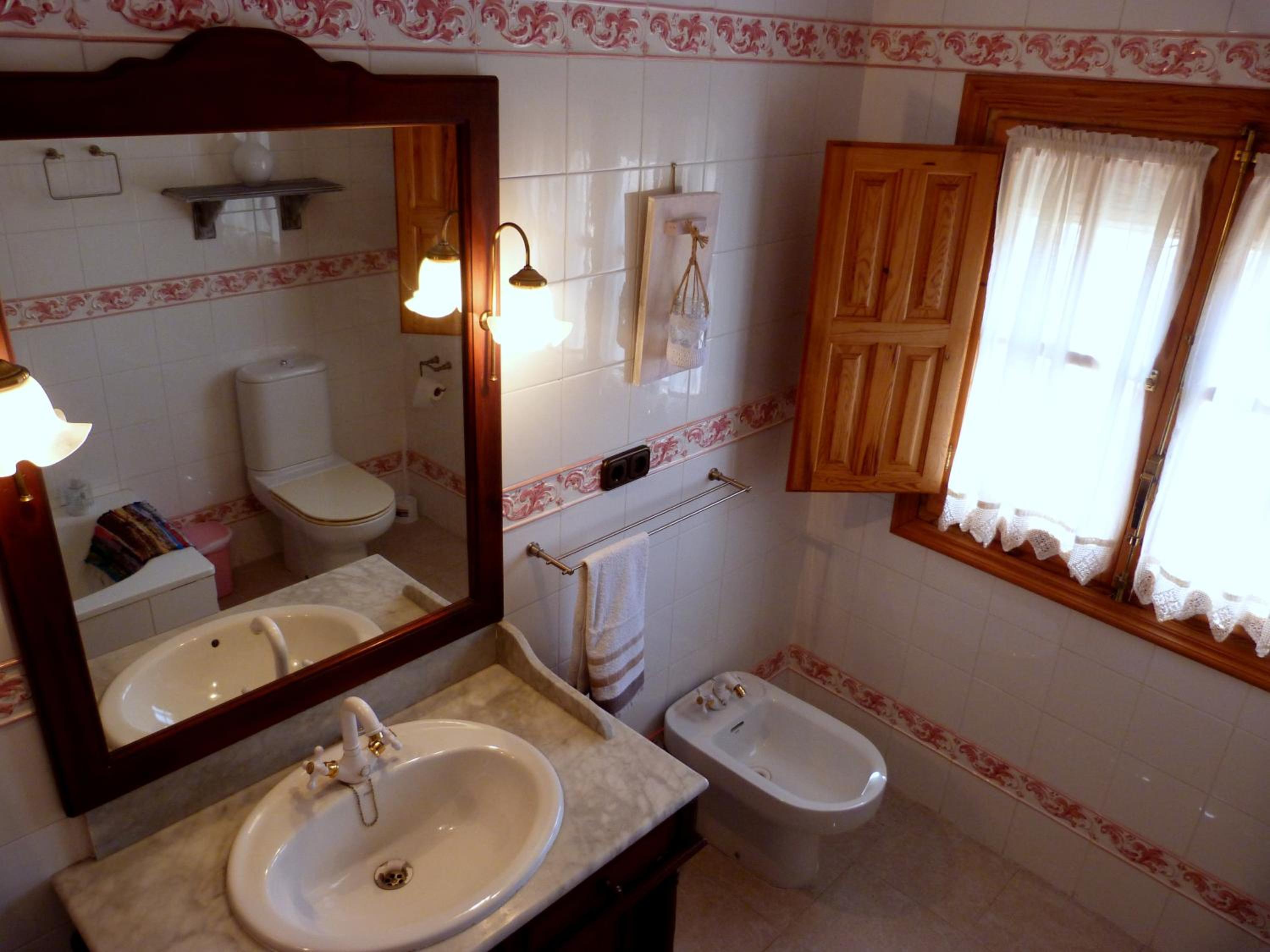 Three-Bedroom House photo 3