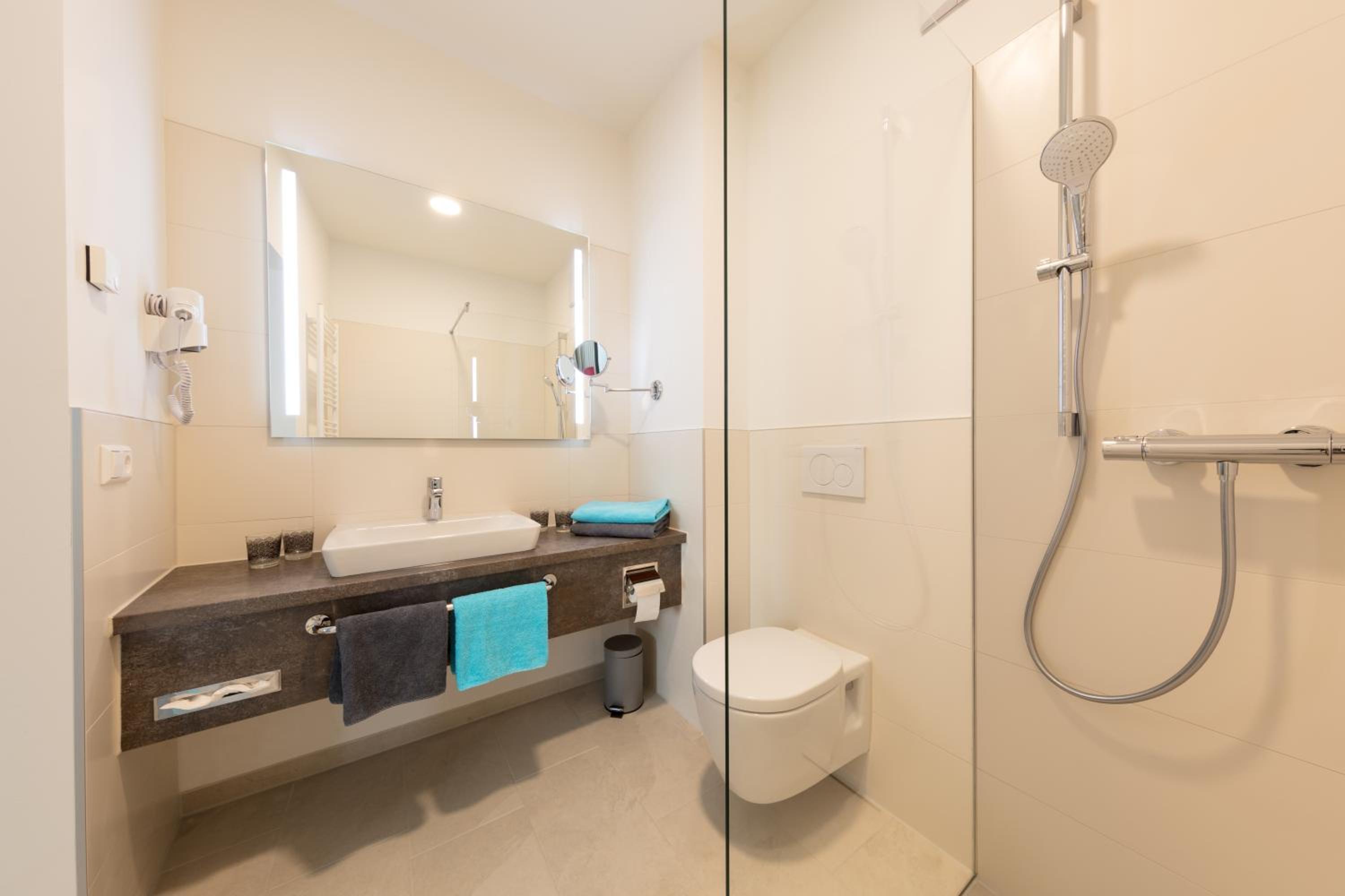 Double Room - Photo 2