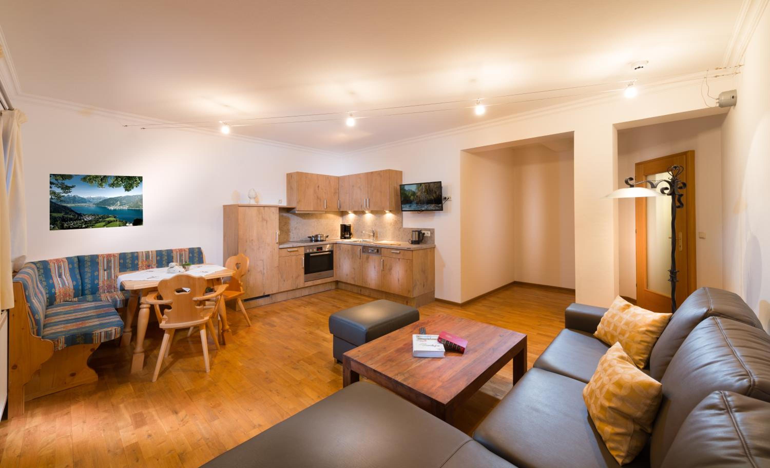 Apartment with Terrace photo 2