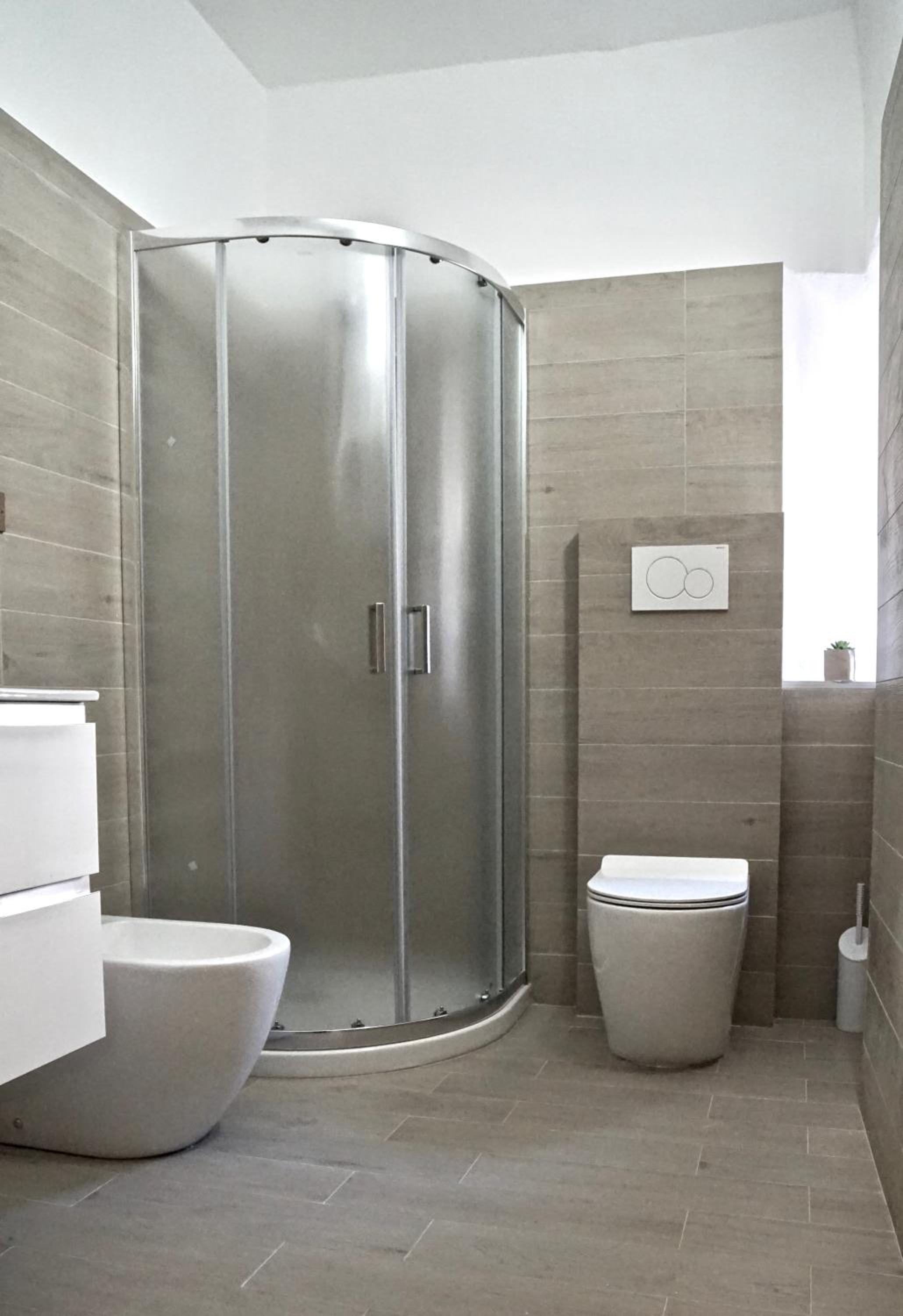 Two-Bedroom Apartment - Photo 9