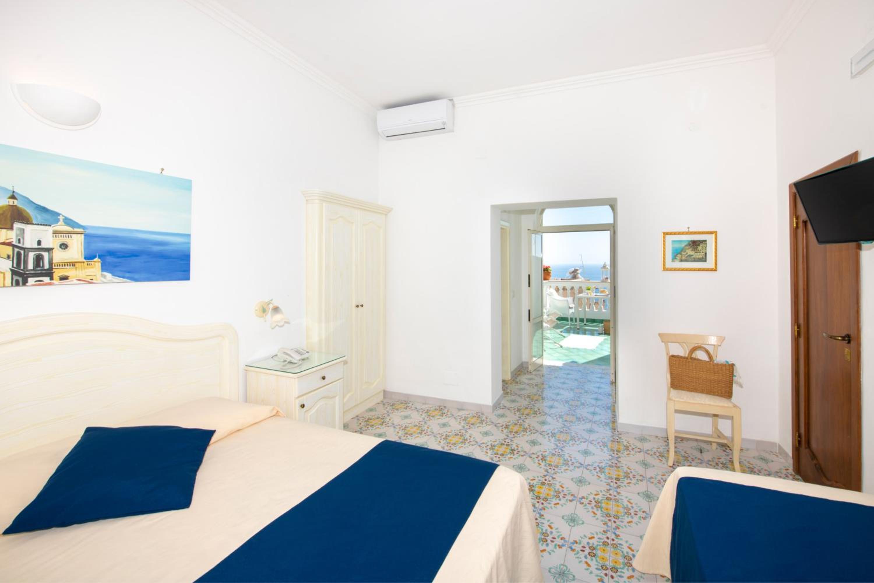 Triple Room with Sea View