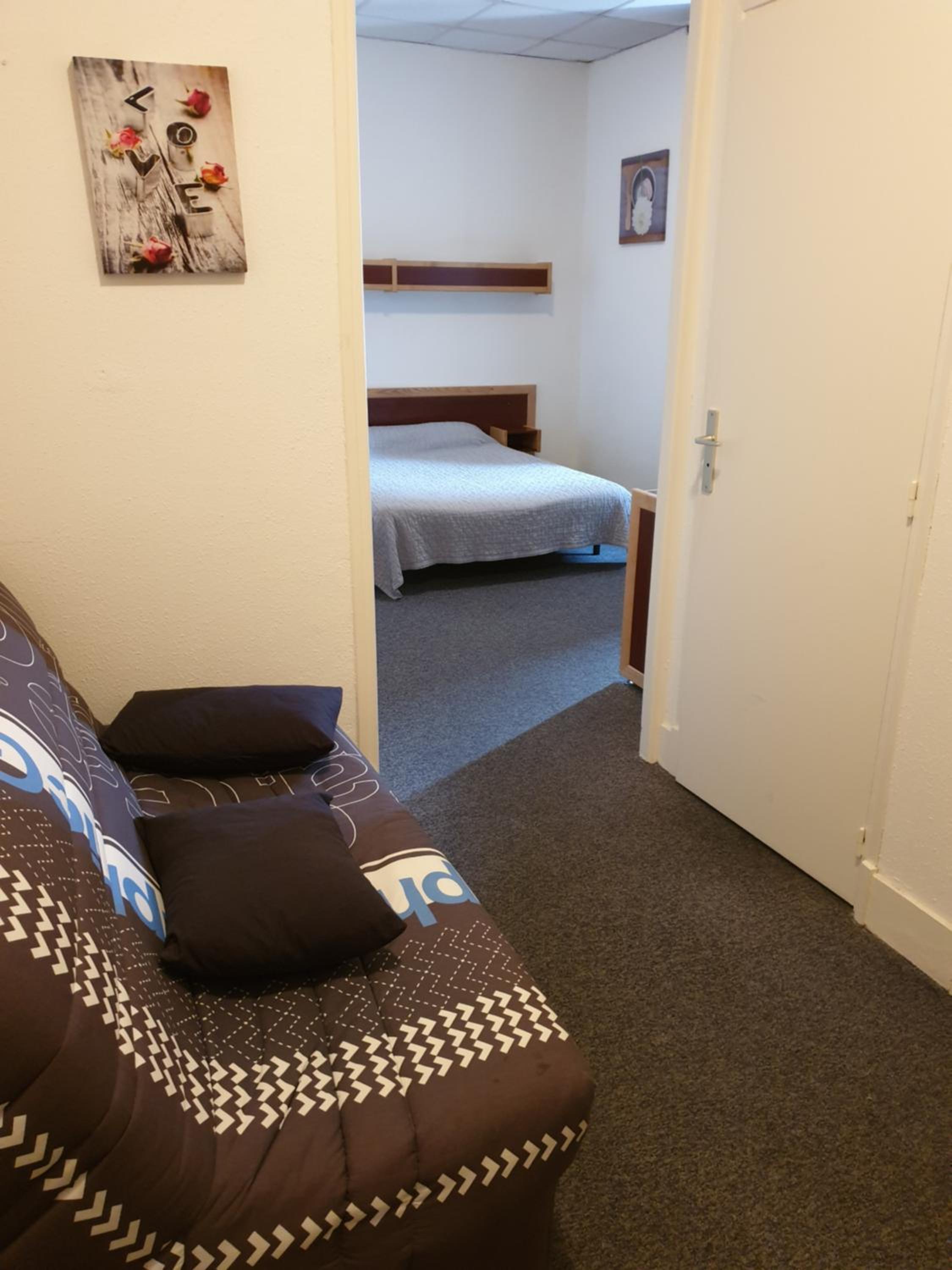 Double Room - Photo 2