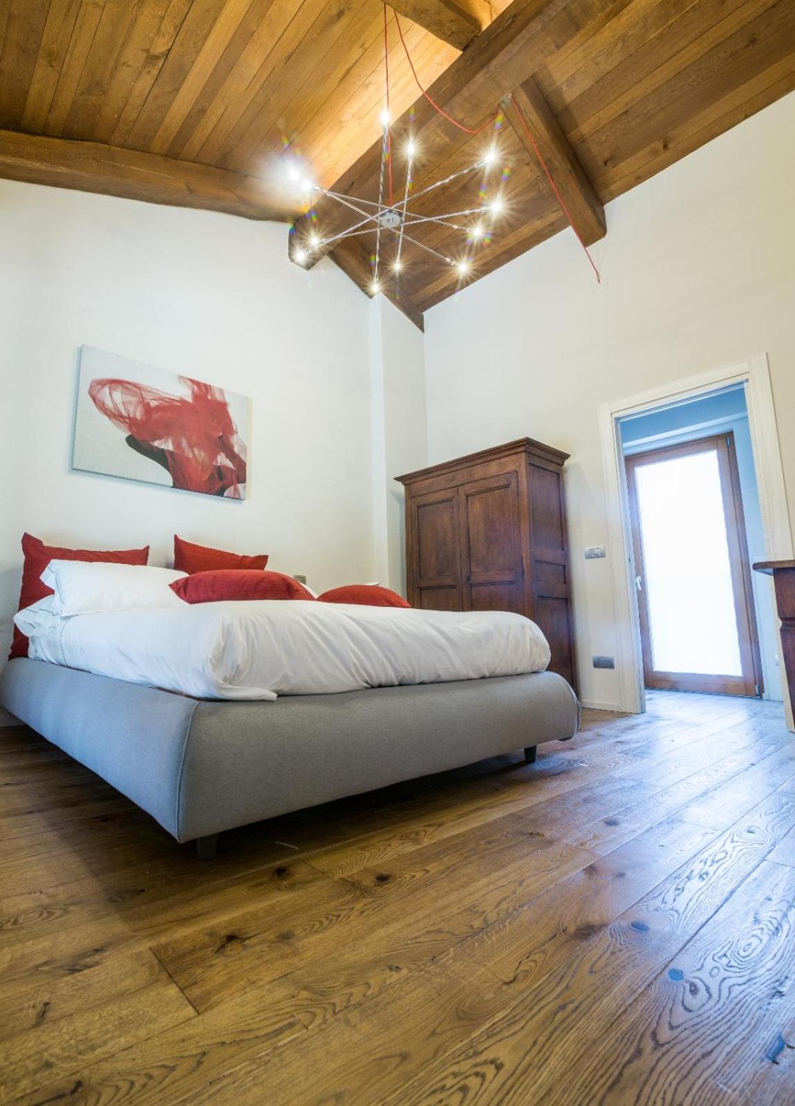 Deluxe Double Room with Extra Bed photo 1