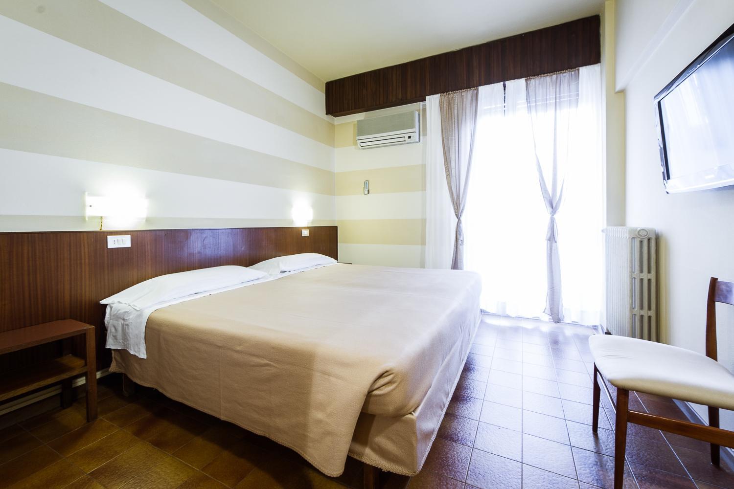 Economy Double or Twin Room photo 2