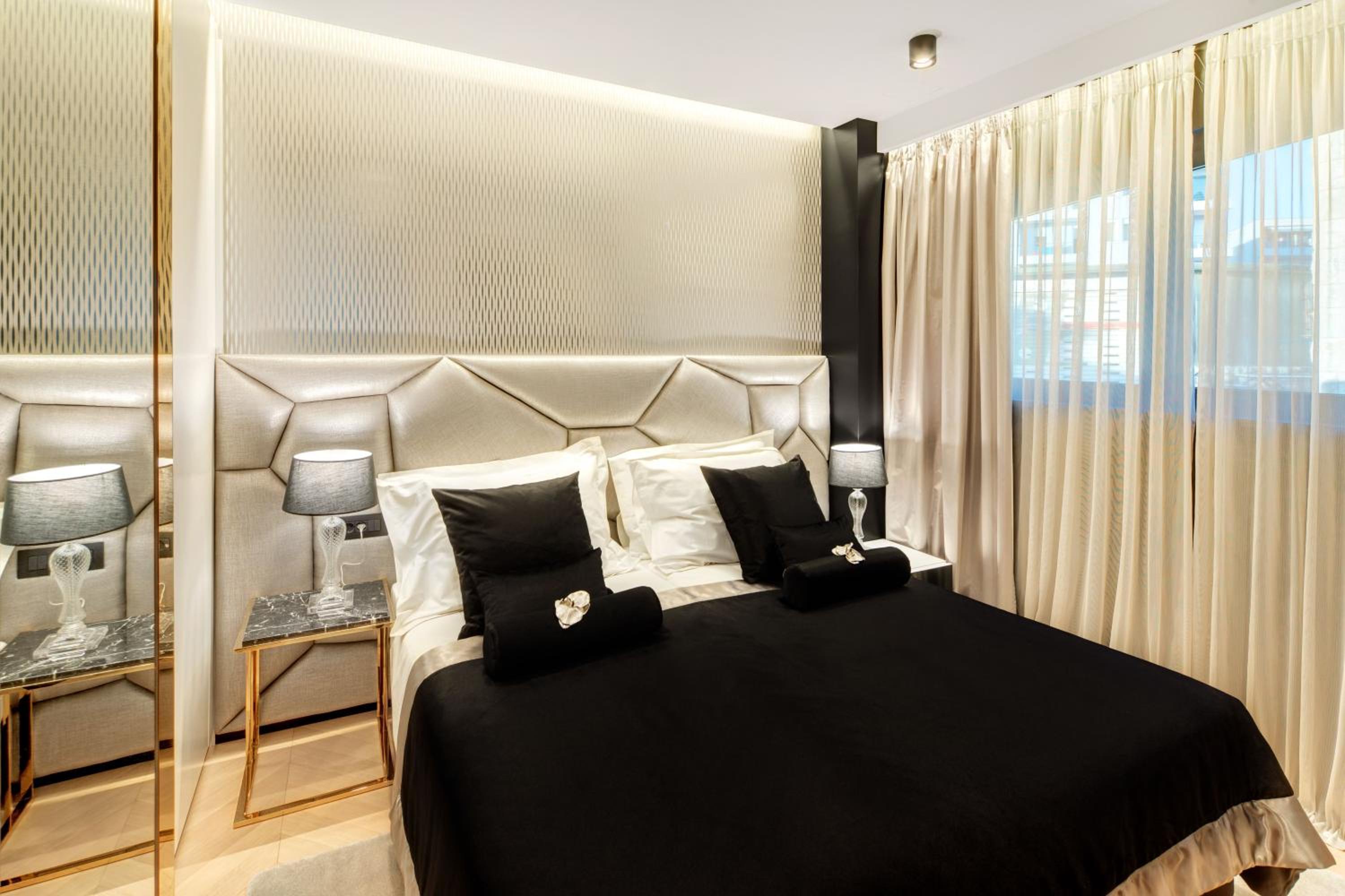 Executive Suite With Partial Sea View photo 1
