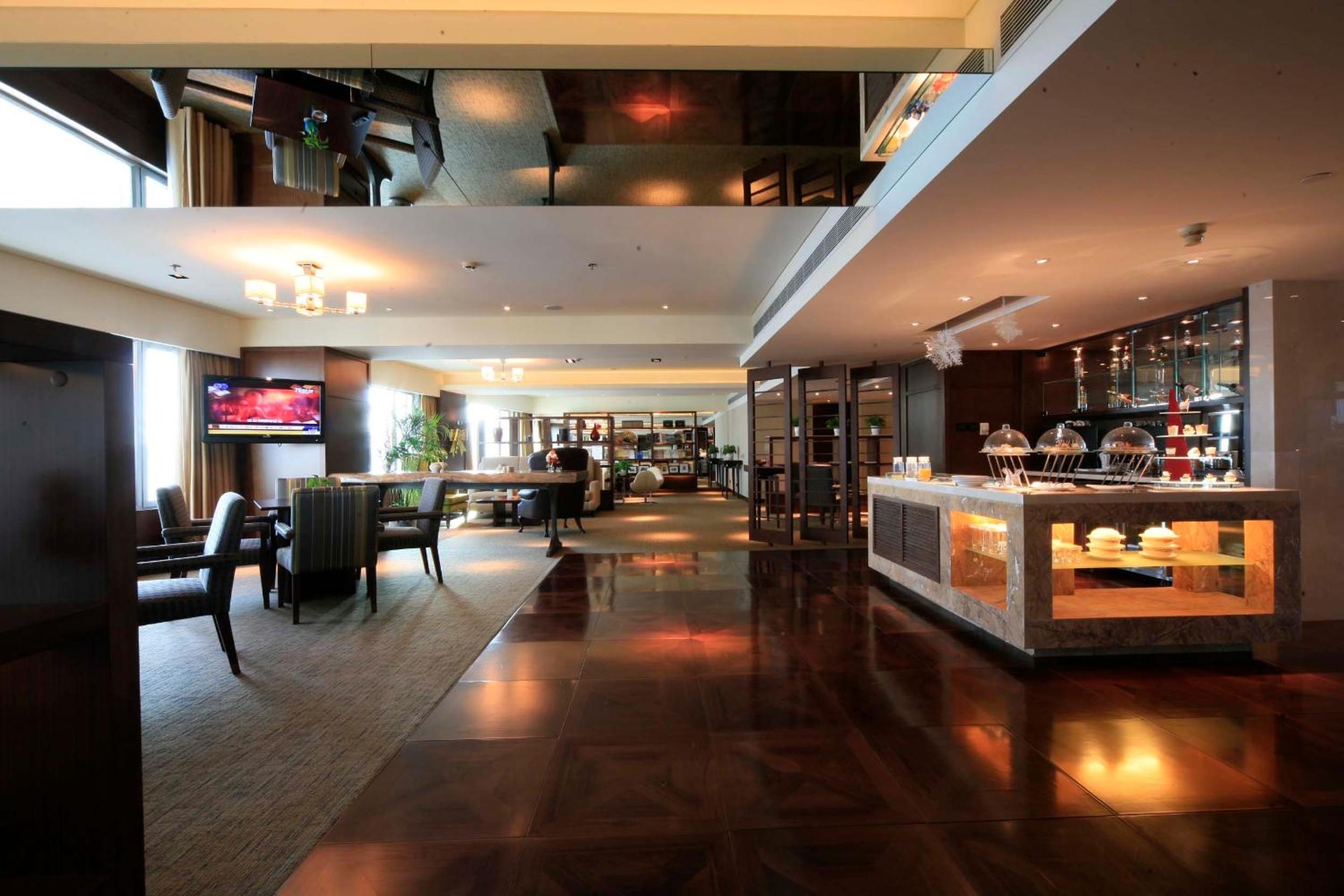 Executive Double Room - West Wing - Photo 2