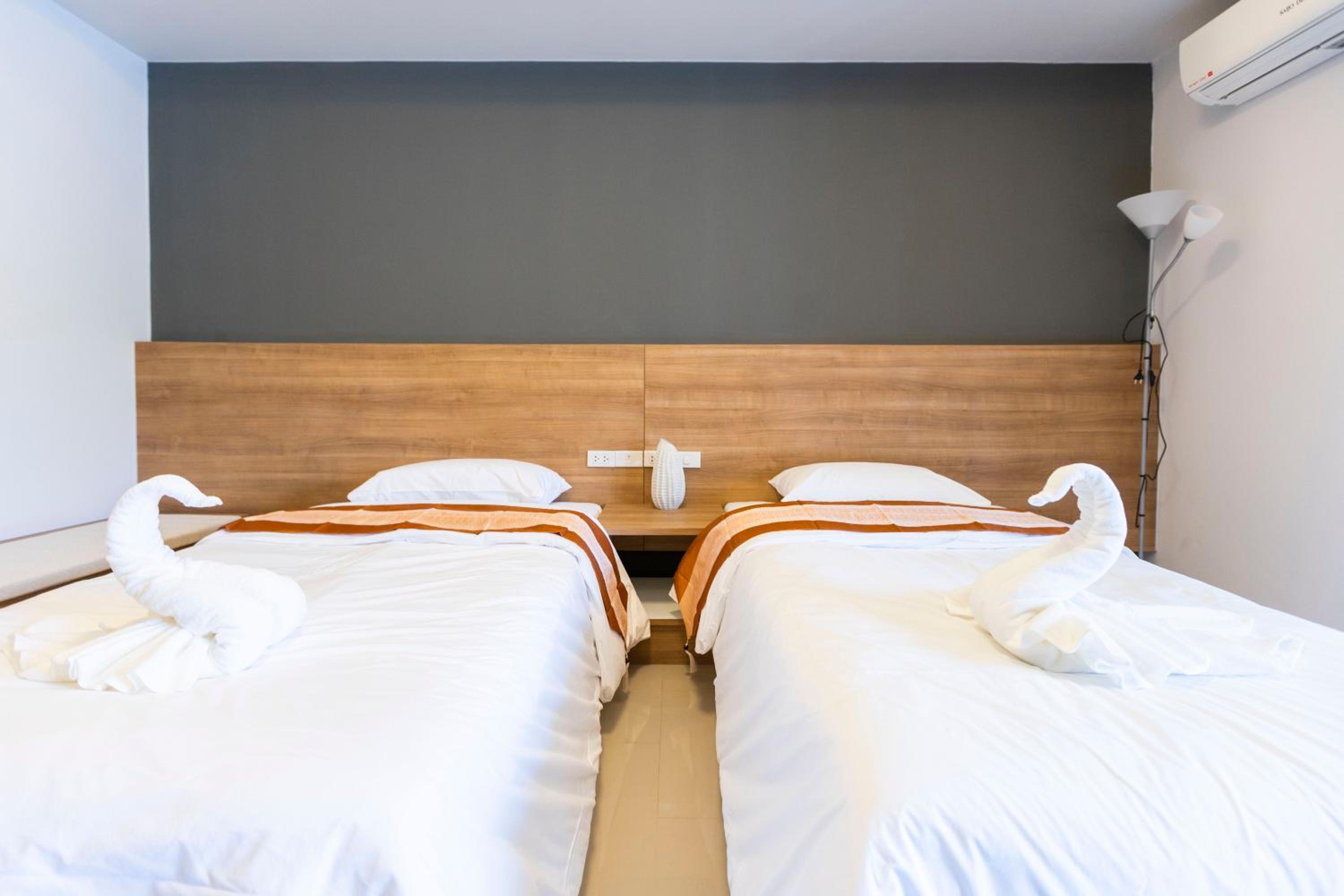 Economy Twin Room