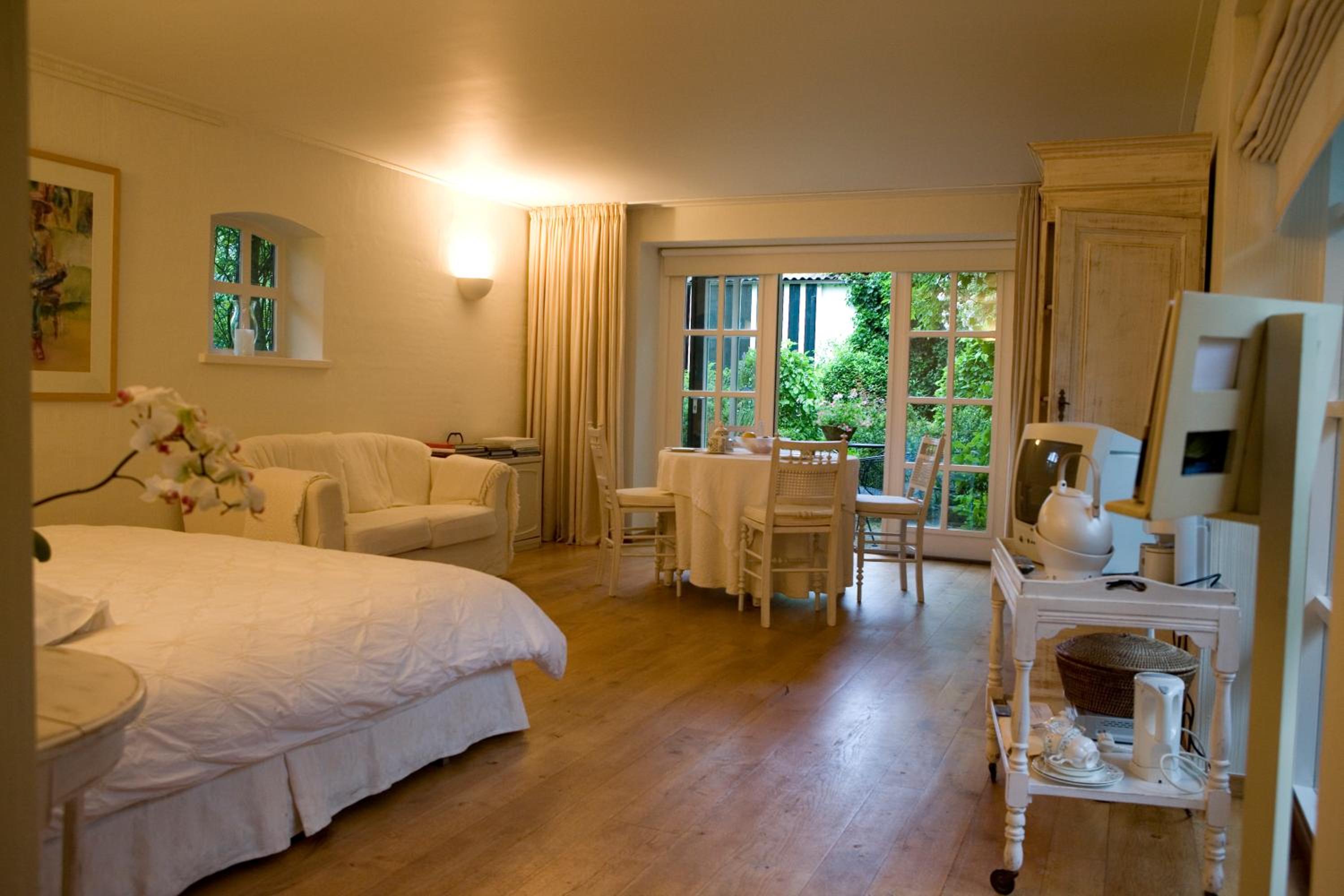 Double Room photo 3