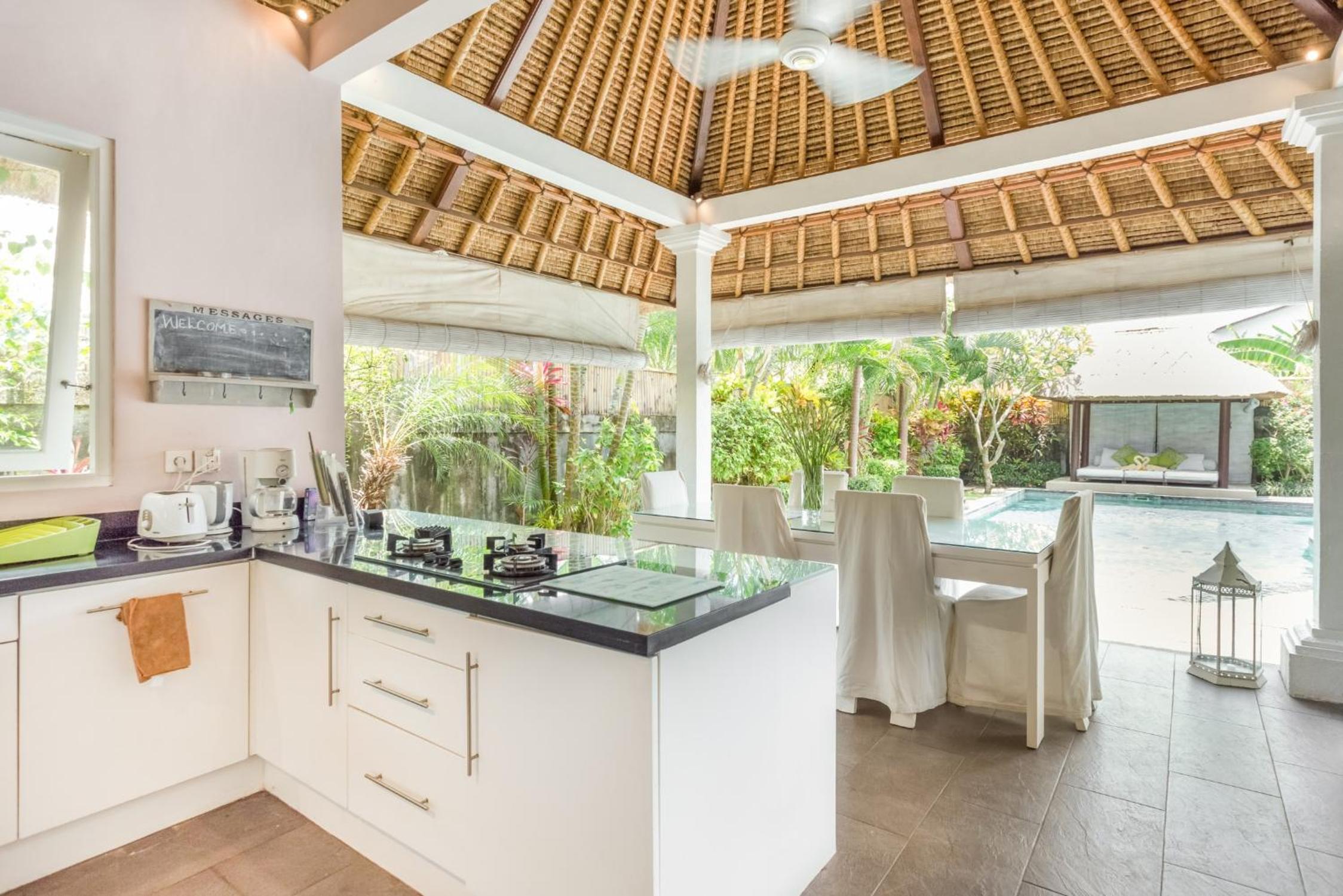 Three-Bedroom Villa with Private Pool - Photo 31