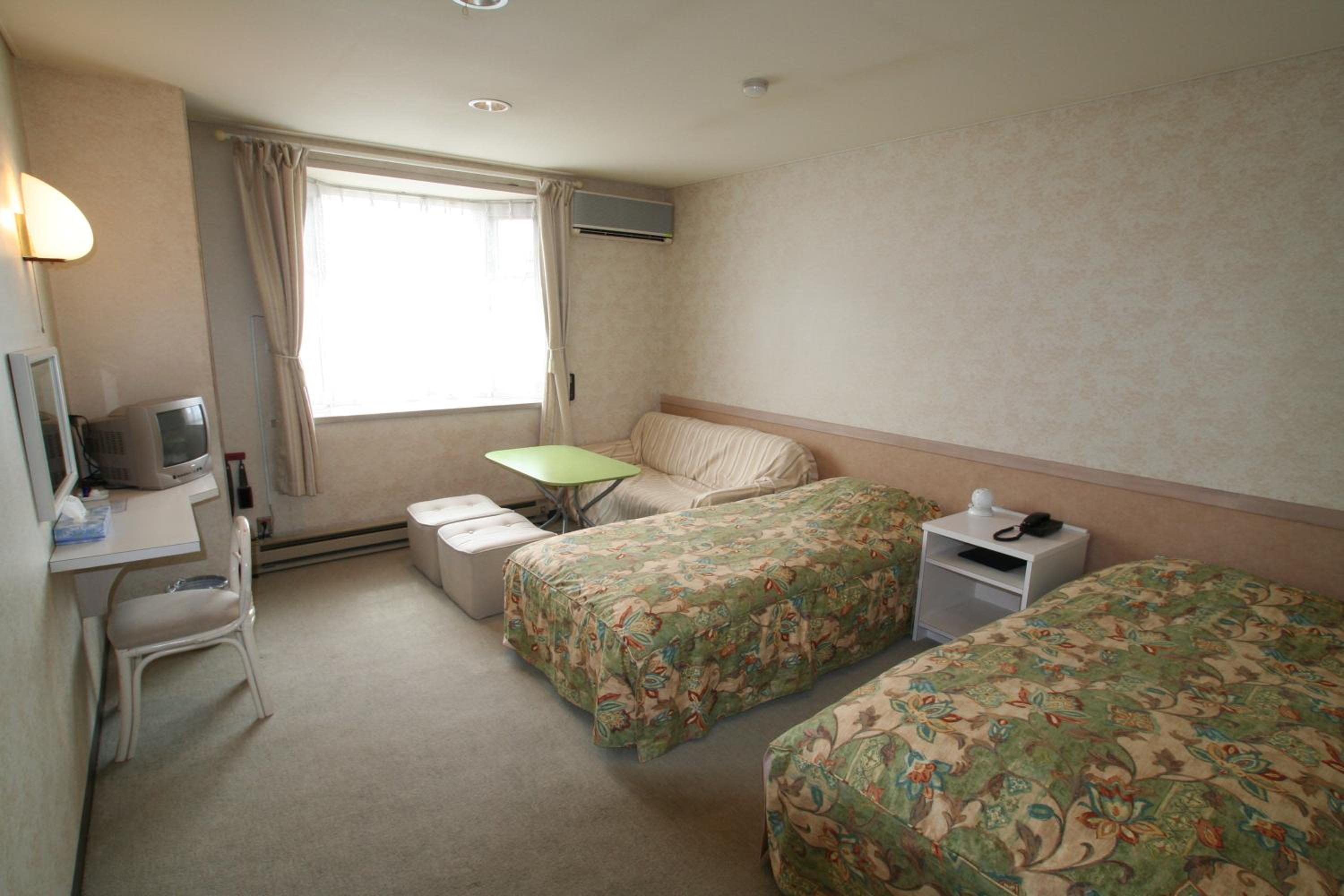 Deluxe Twin Room photo 1