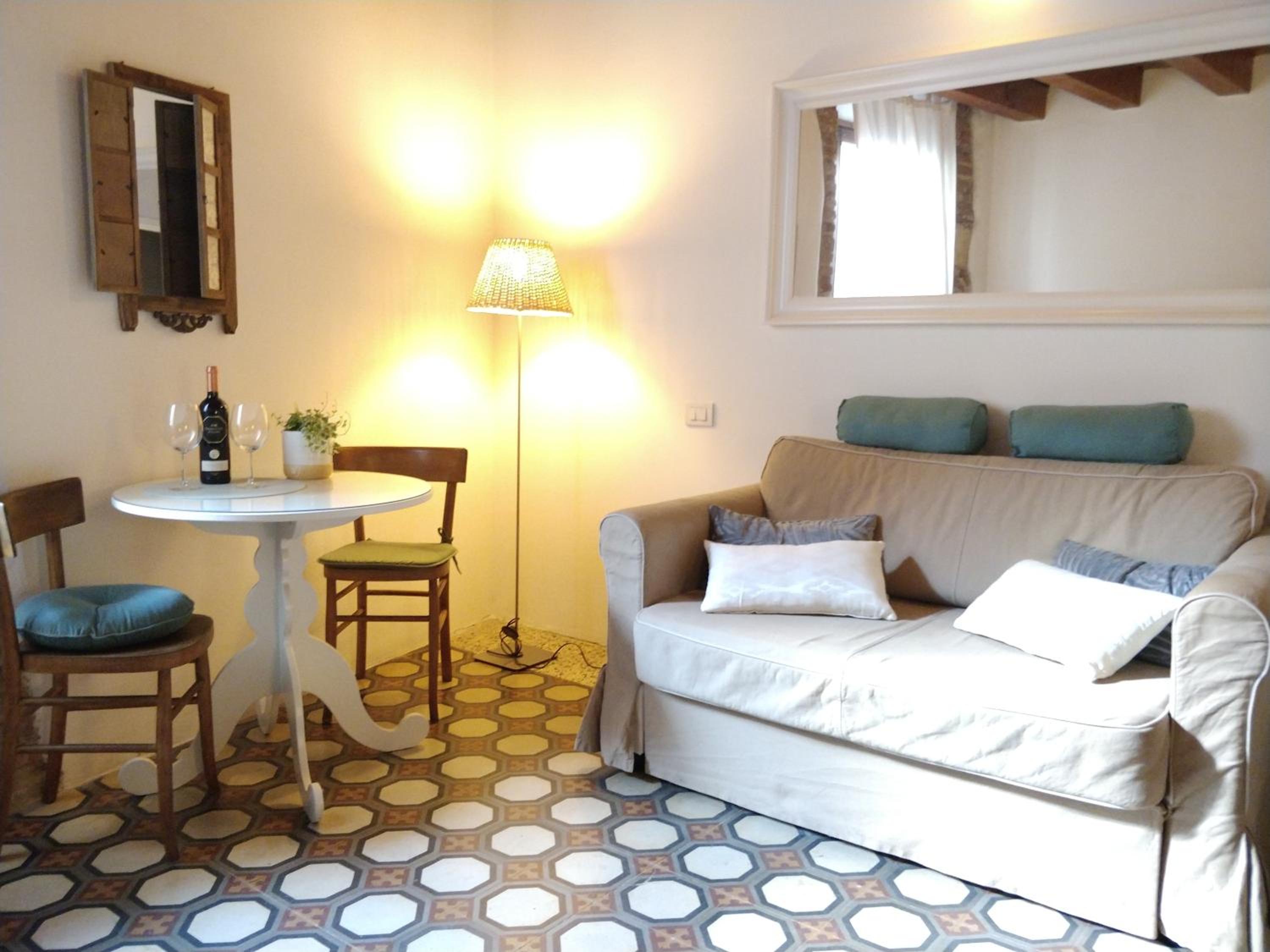 Duplex Apartment - Photo 1