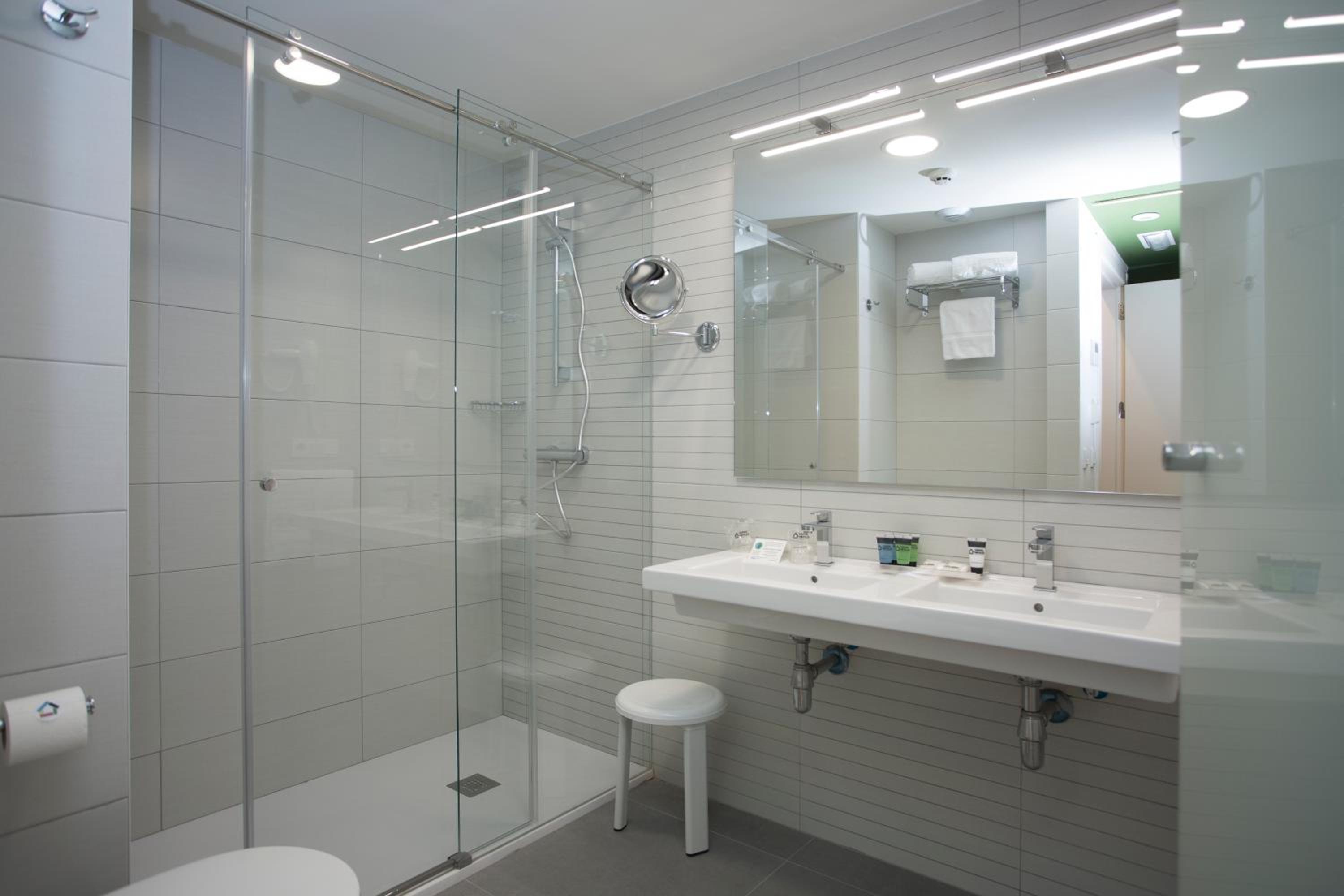 Single Room photo 3