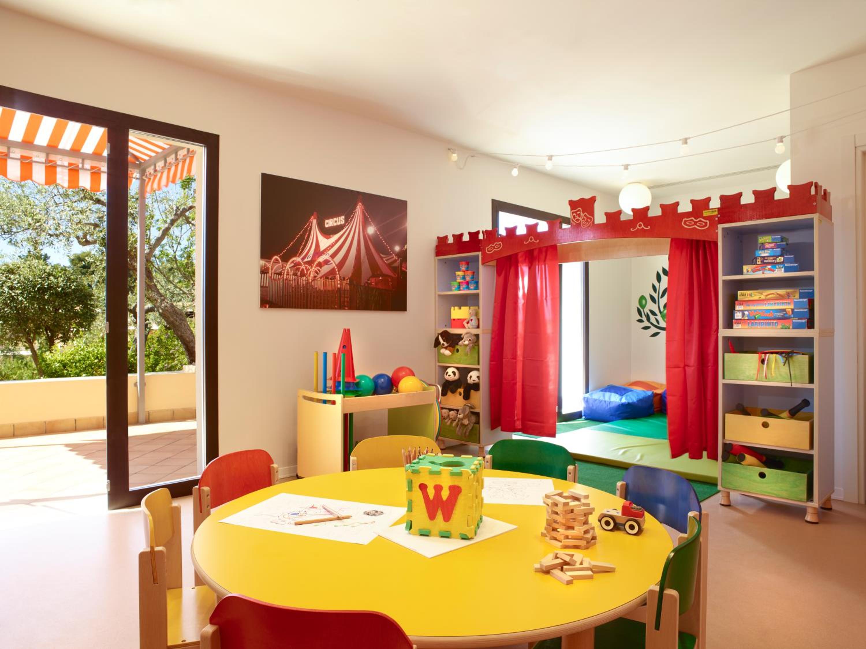 One-Bedroom Apartment - Photo 26