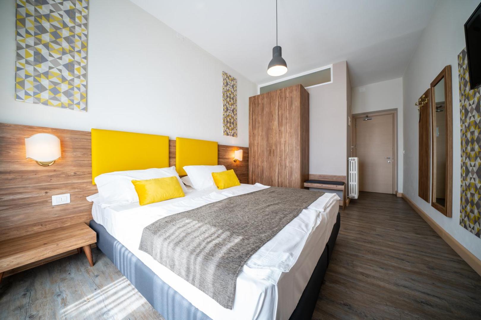 Standard Double or Twin Room photo 1