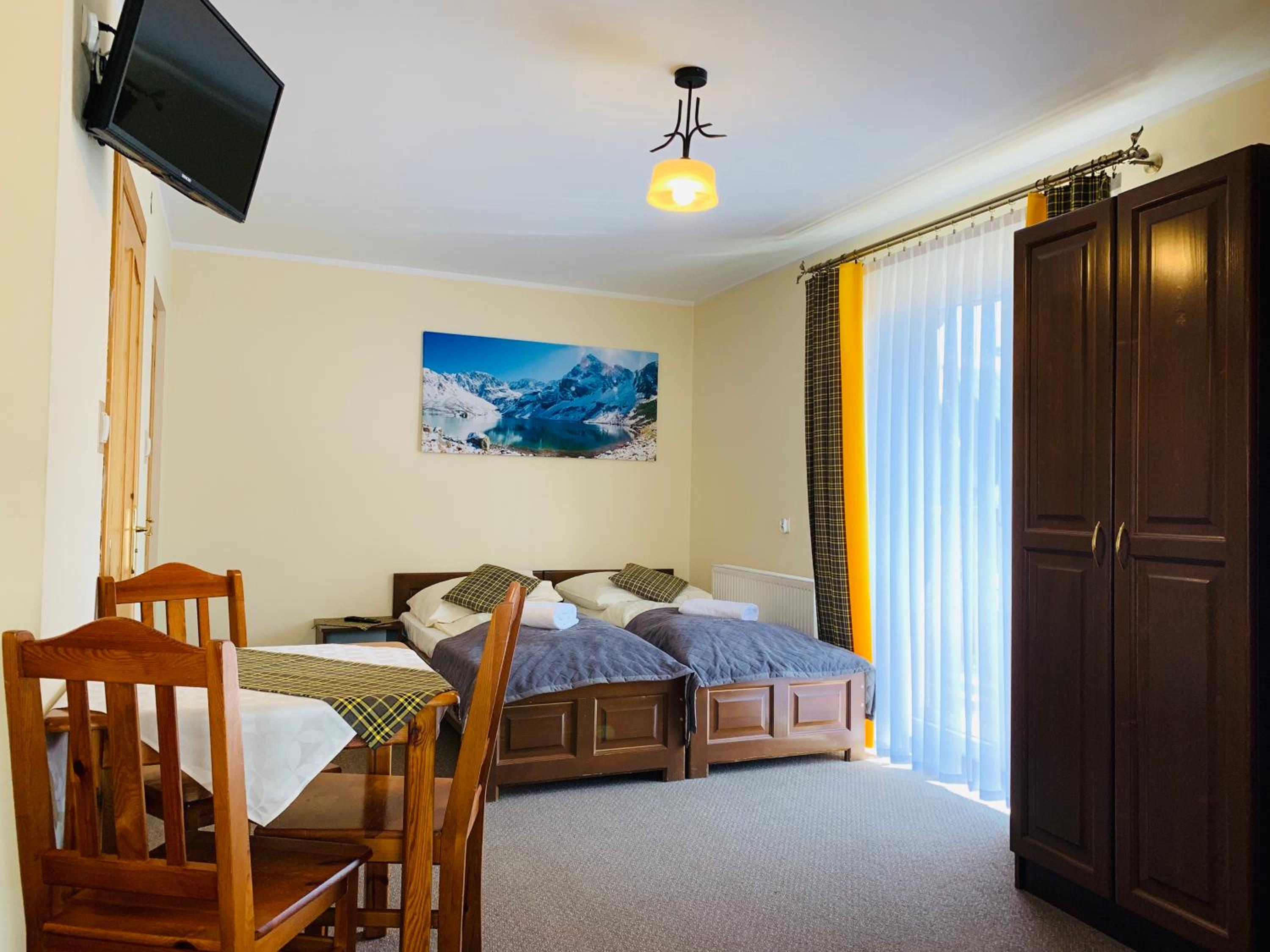 Quadruple Room with Balcony photo 1