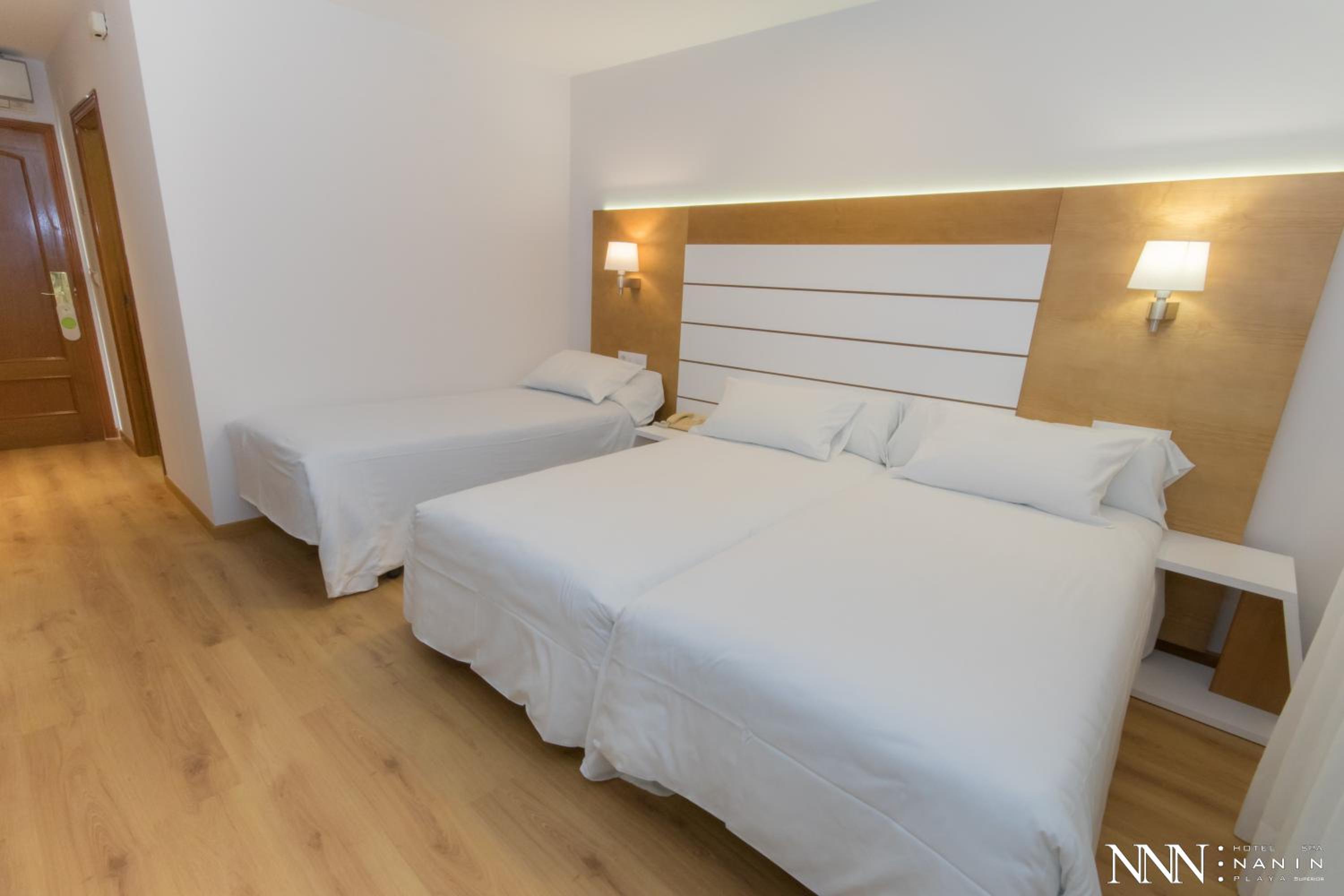 Double Room with Extra Bed and Spa Access - Photo 4