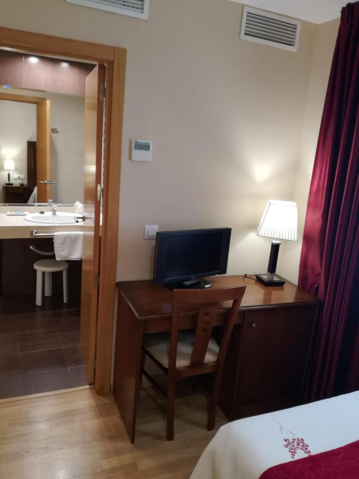 Single Room photo 3