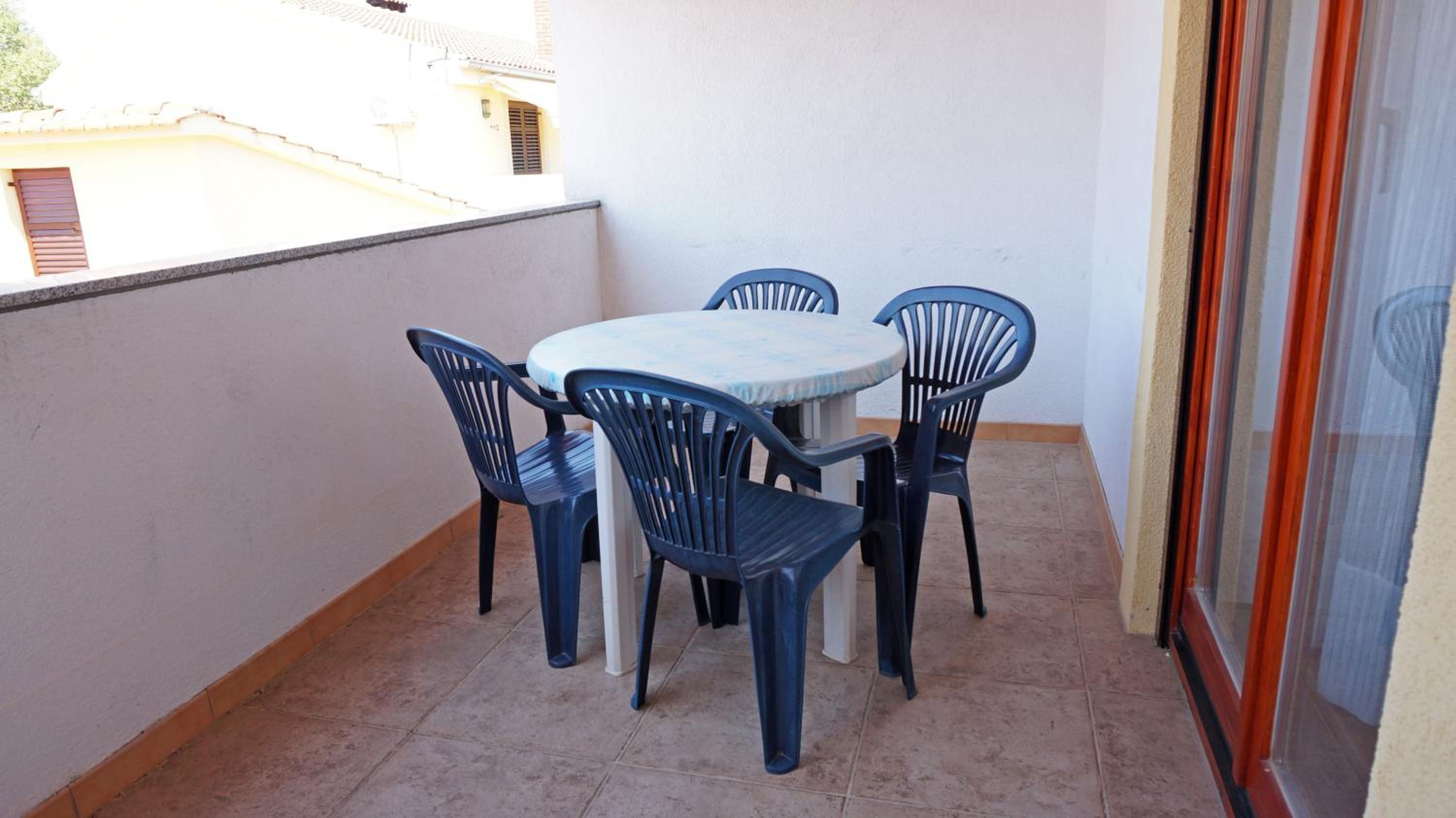 Two-Bedroom Apartment with Balcony photo 1