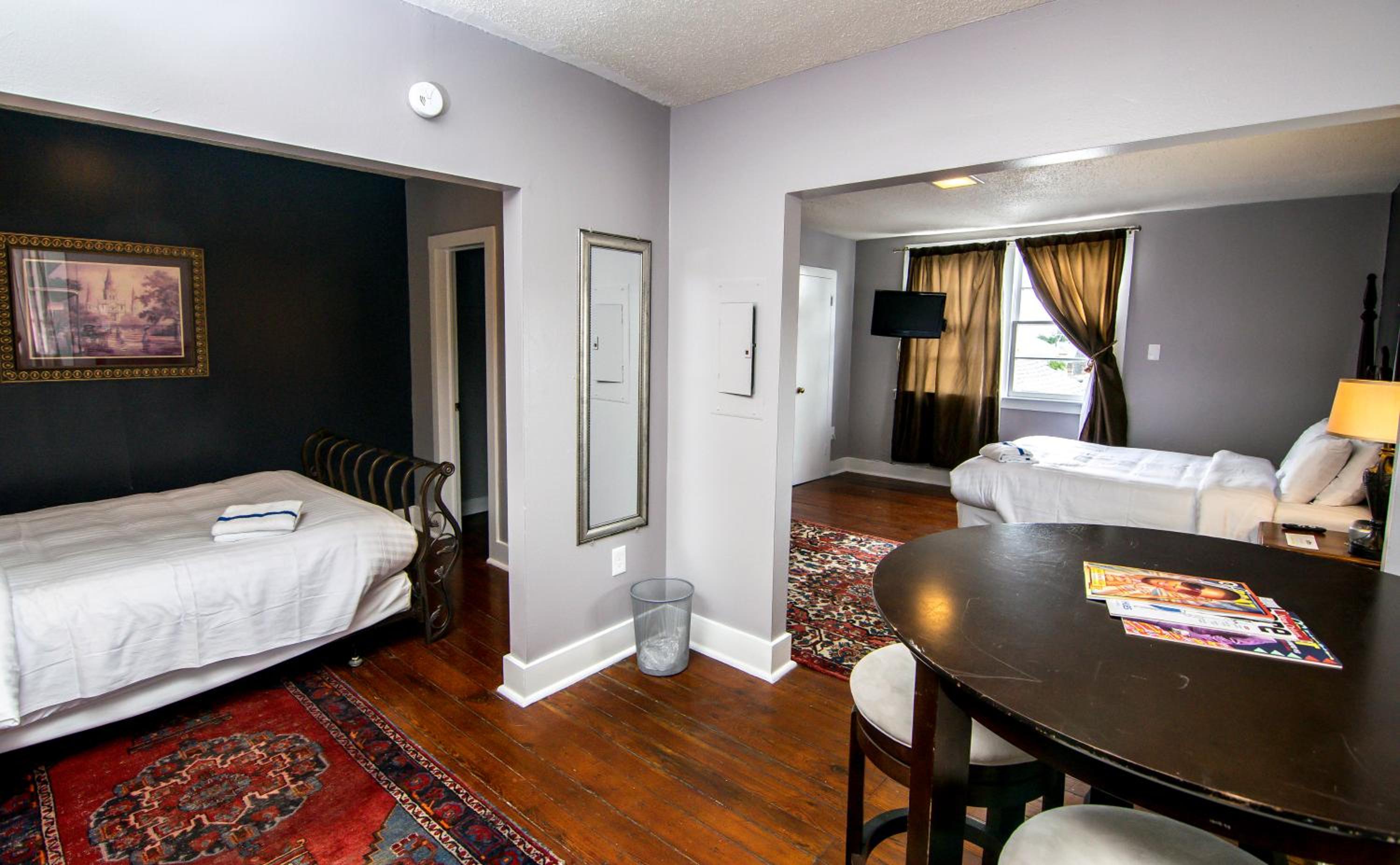 Superior Suite - Photo 3