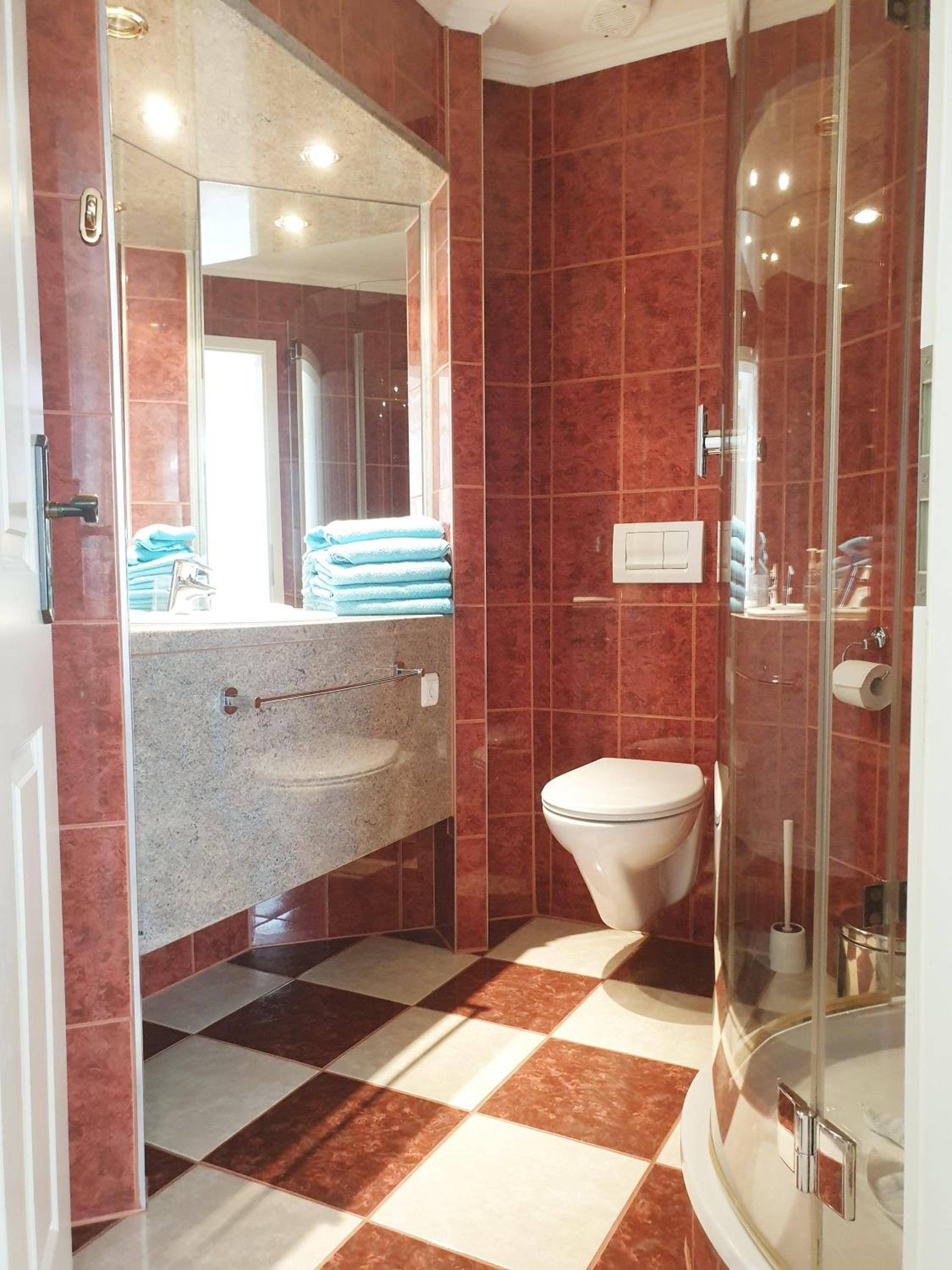 Classic Triple Room - Photo 9