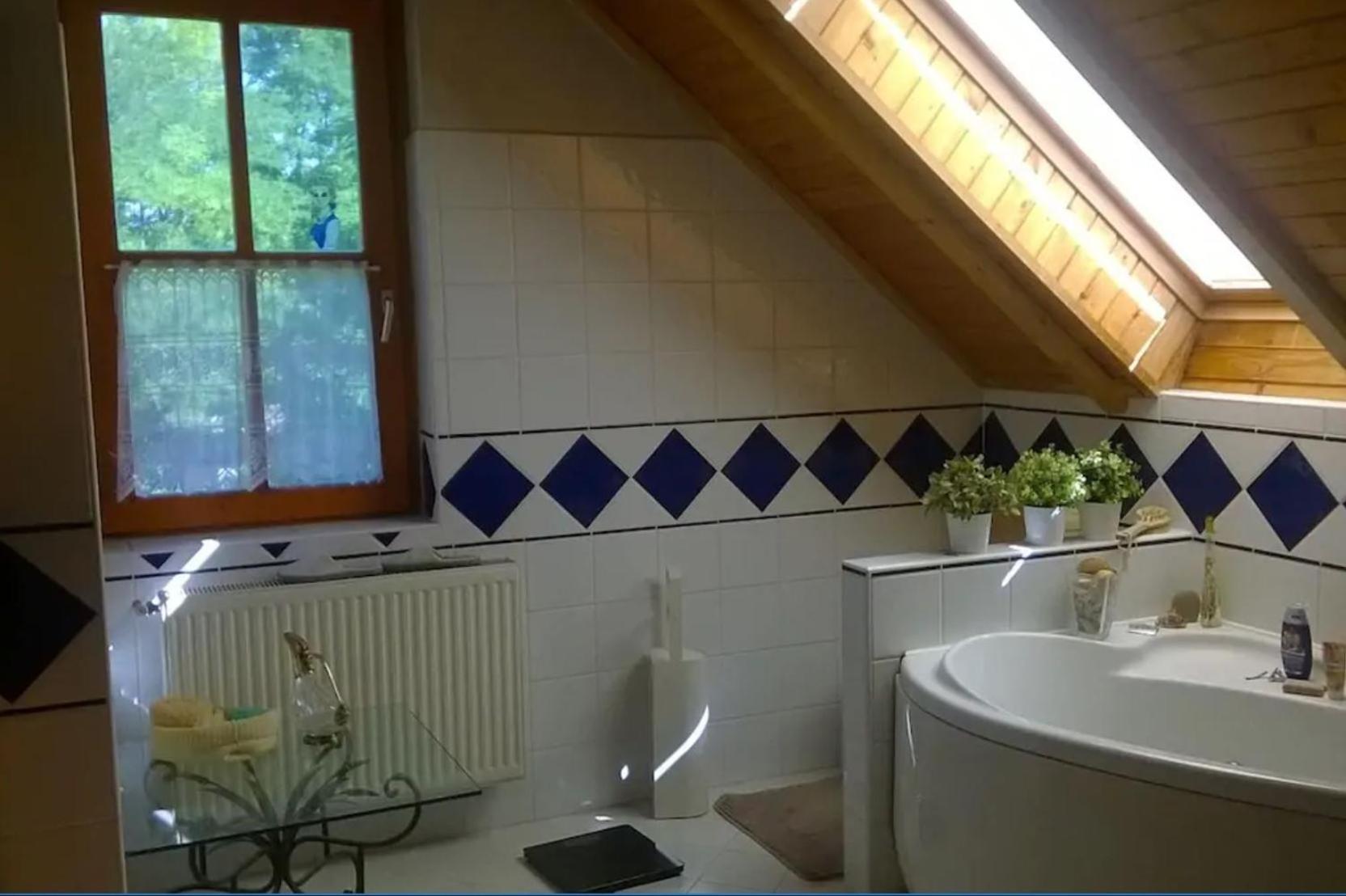 Quadruple Room with Garden View - Photo 4