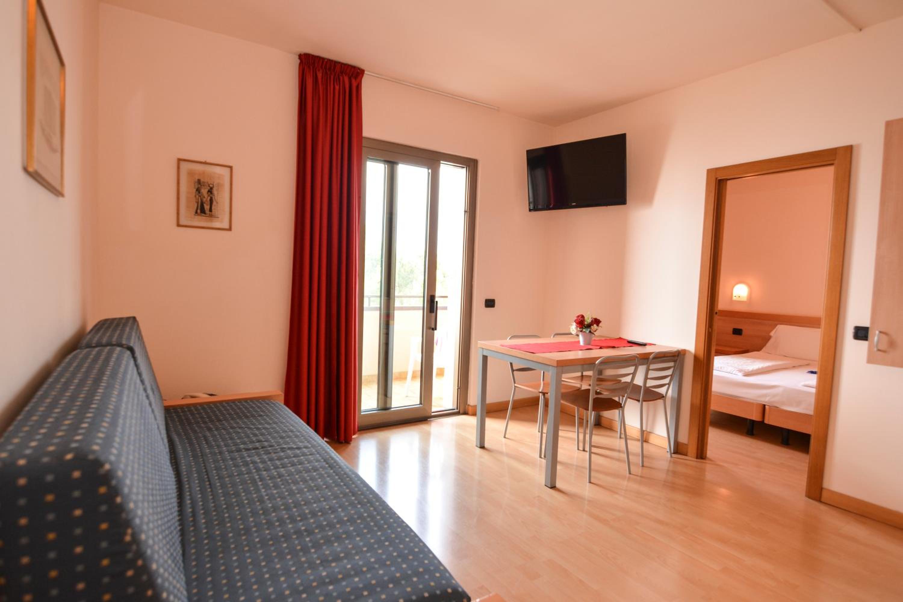 Standard Apartment with Lake View photo 1