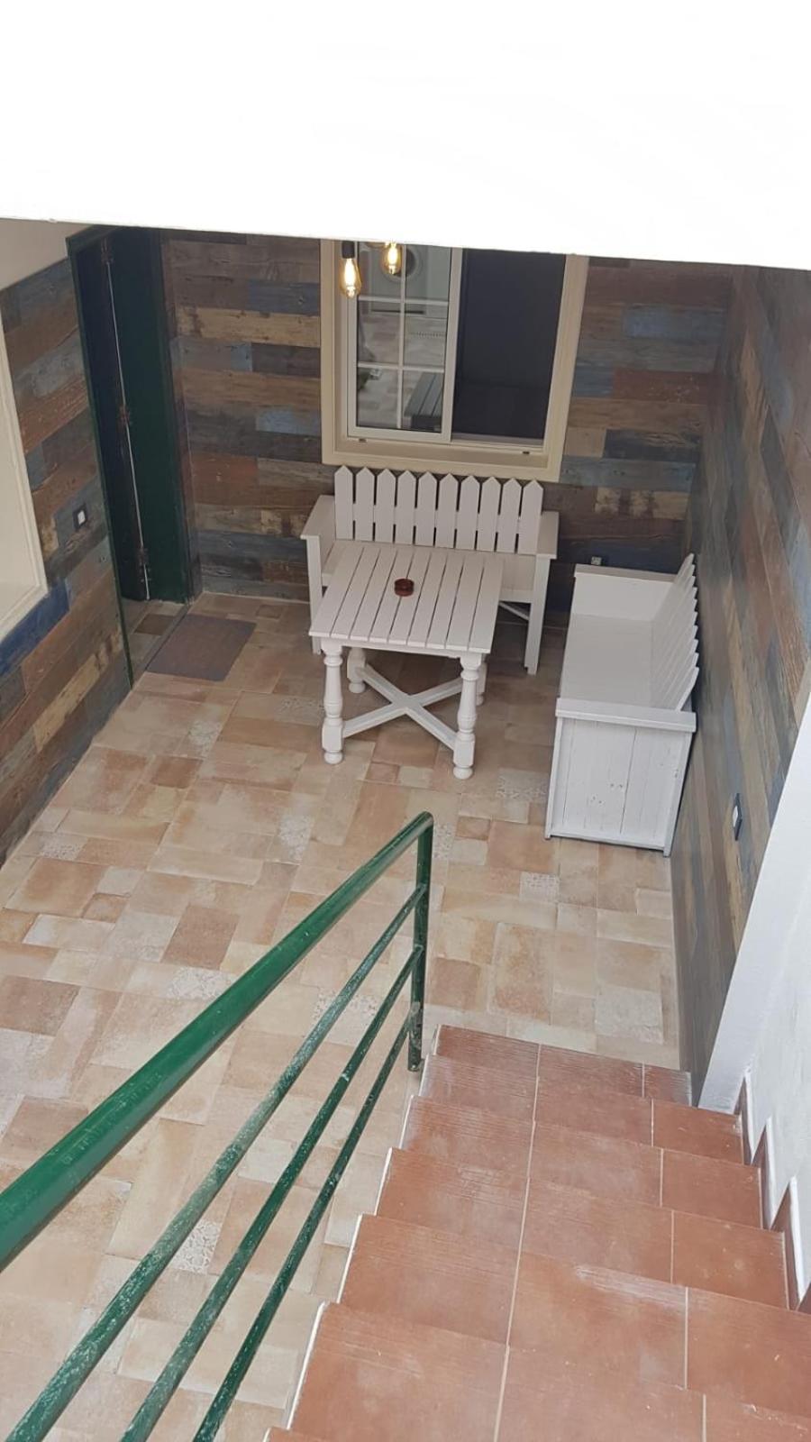 Basement Apartment photo 3
