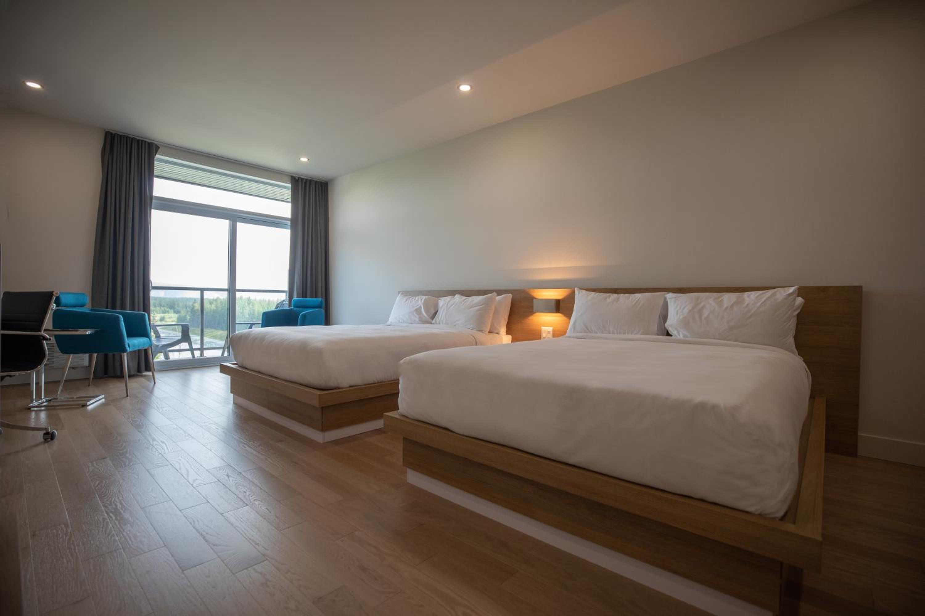 Comfort, Two Queen Beds
