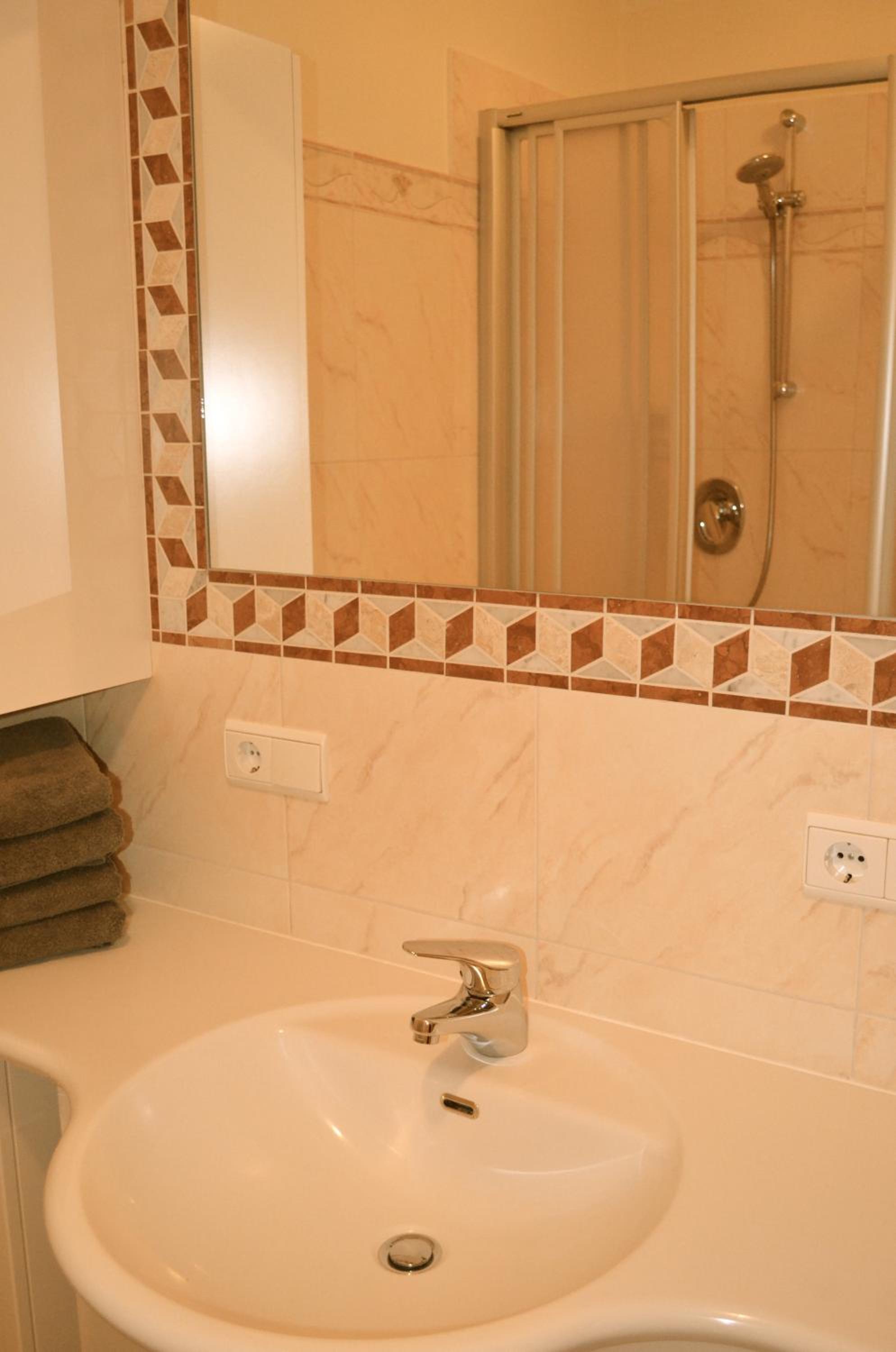 Apartment - Ground Floor photo 2