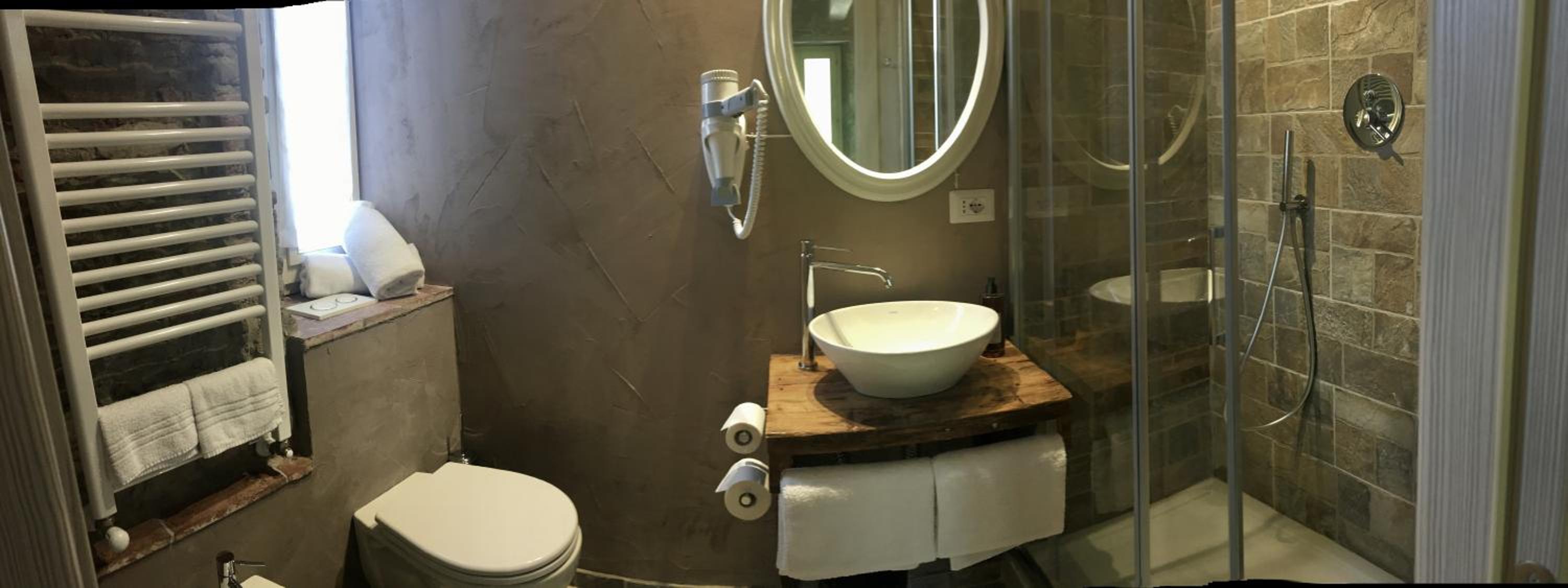 Superior Double or Twin Room - Photo 8