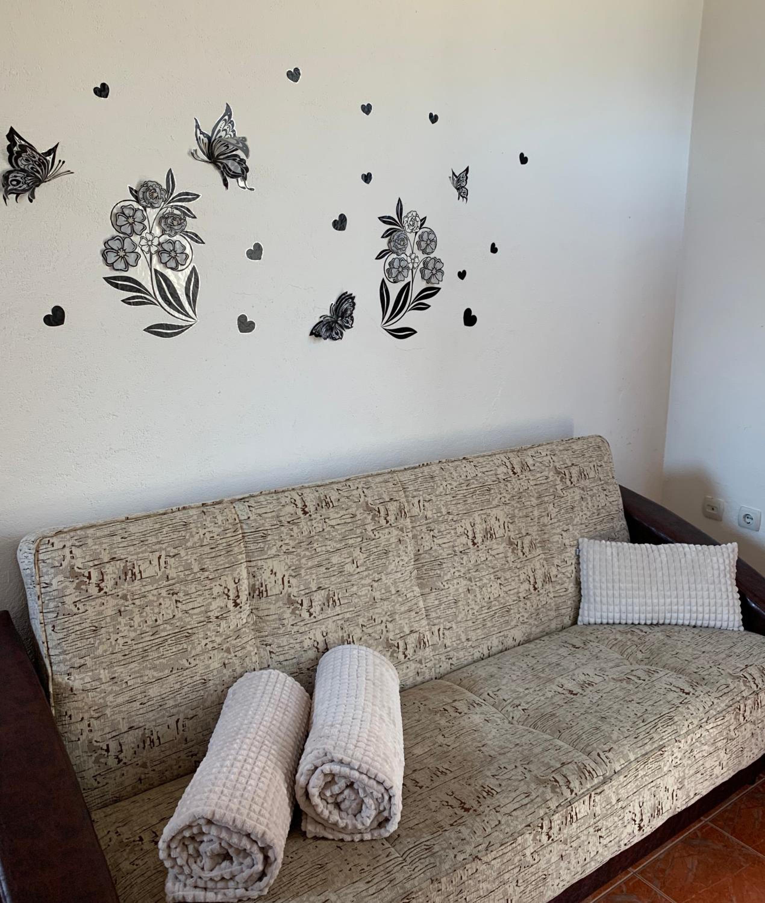 One-Bedroom Apartment with Terrace