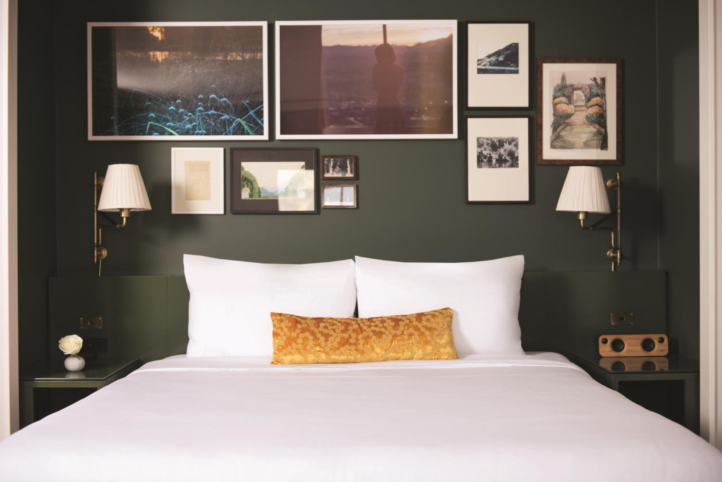 Park MGM Nighthawk Suite thumbnail 5